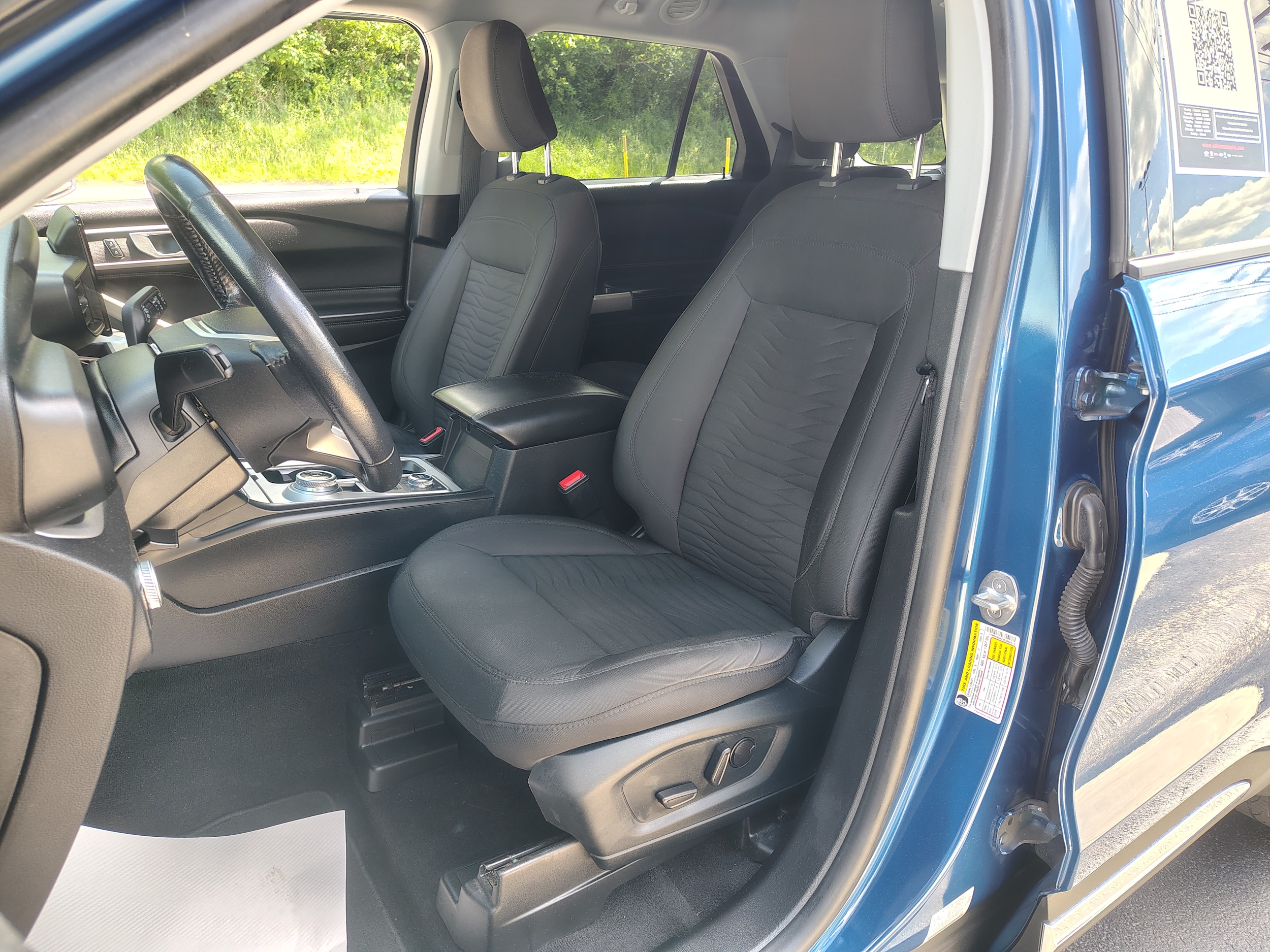 2021 Ford Explorer XLT Blue at Solomon CJD Brownsville