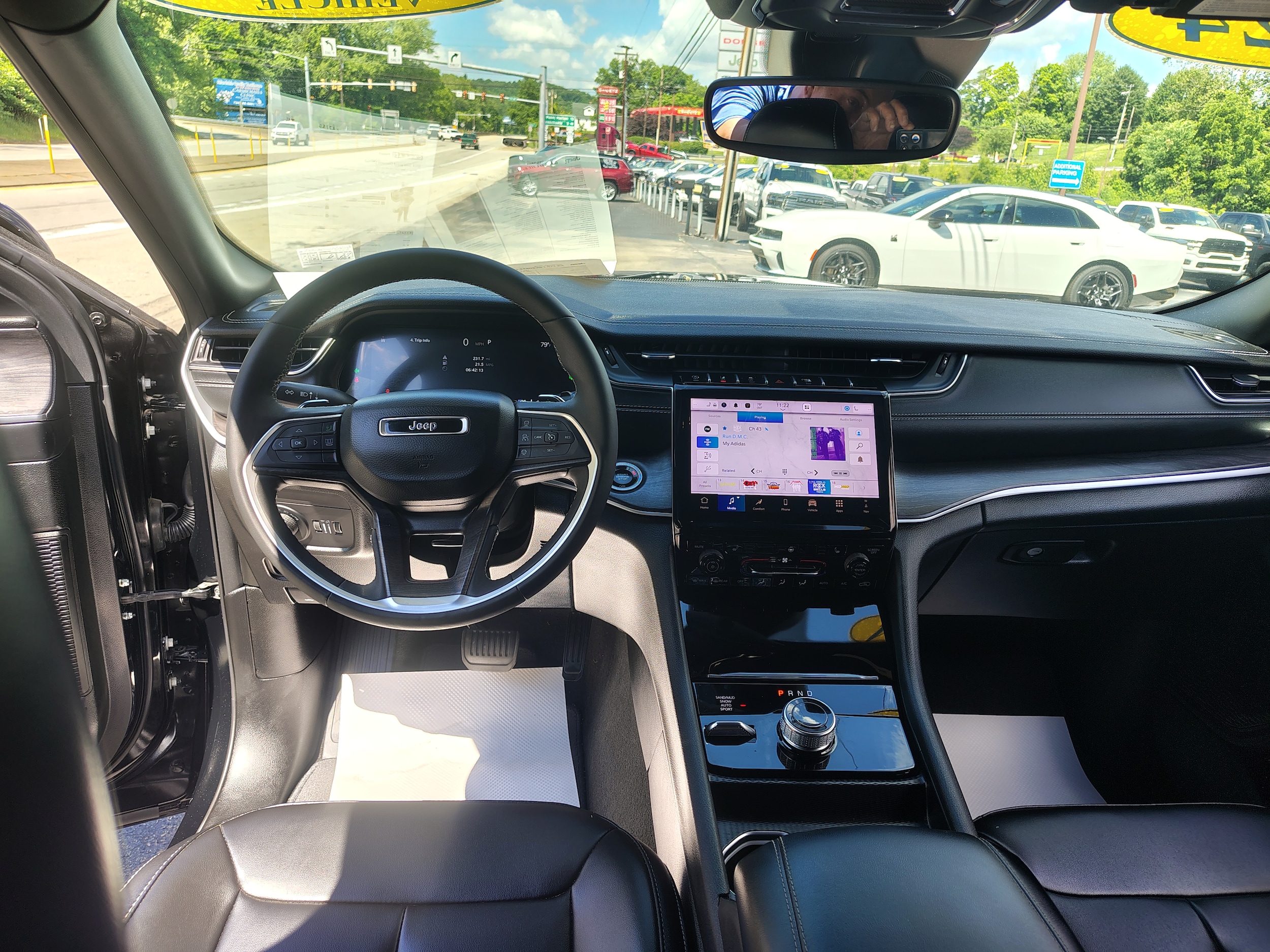 2024 Jeep Grand Cherokee Limited Diamond Black Crystal Pearlcoat at Solomon CJD Carmichaels