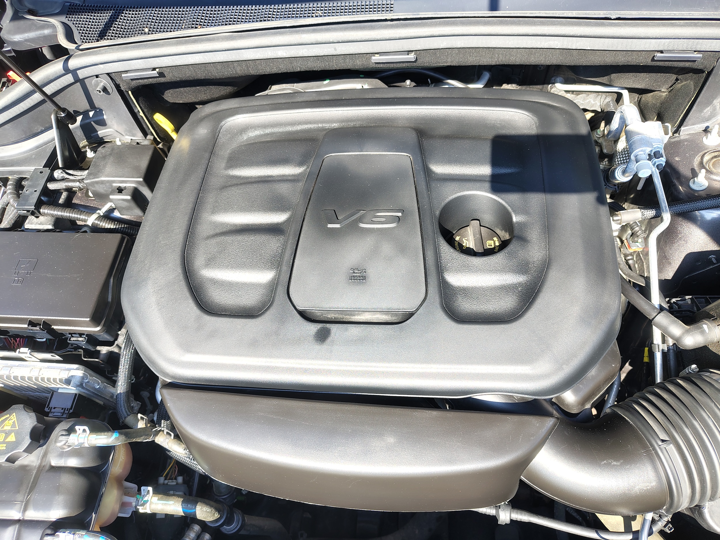 2021 Jeep Grand Cherokee Laredo X Granite Crystal Metallic Clearcoat at Solomon CJD Carmichaels