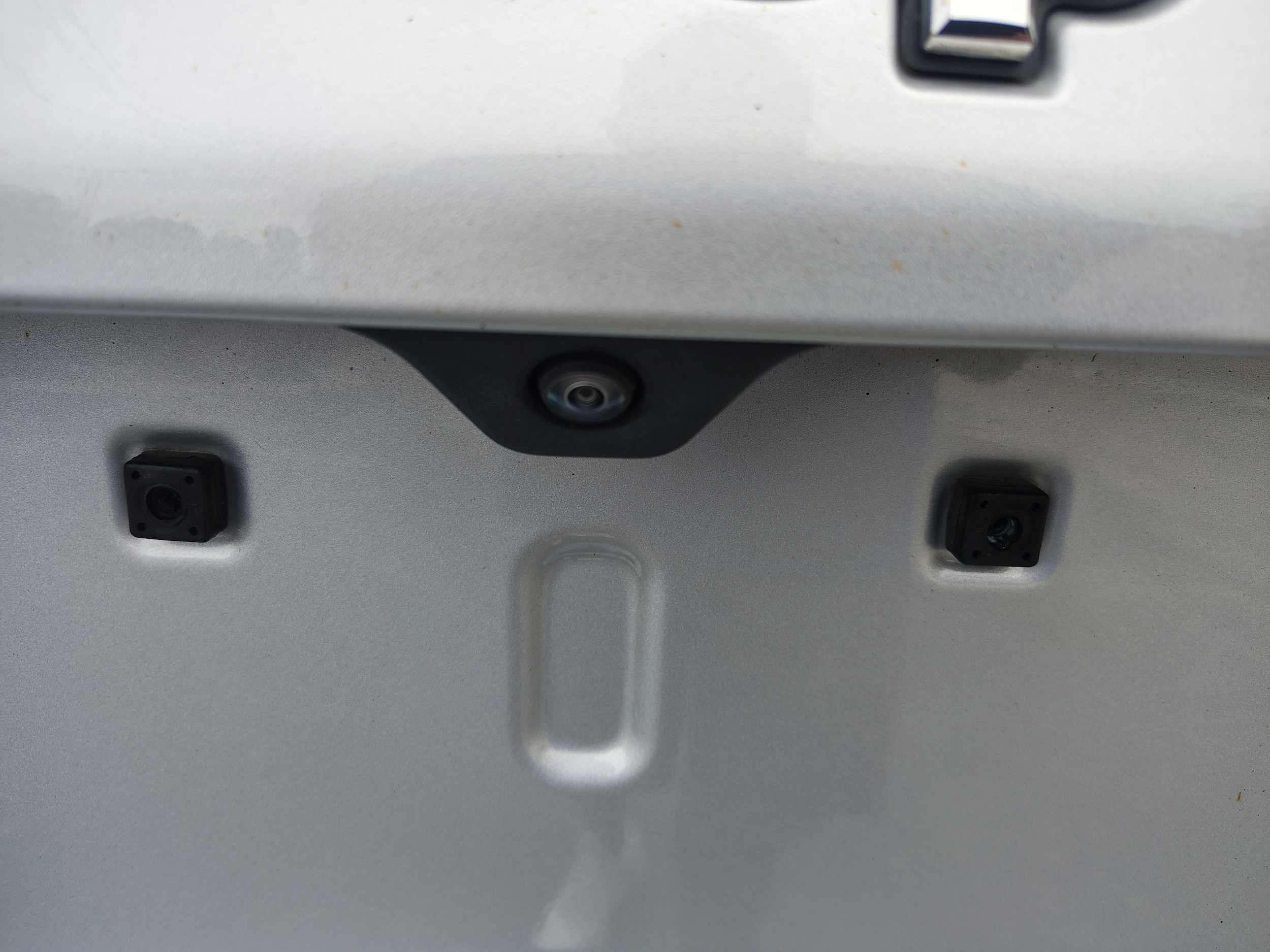 2025 Jeep Compass Limited Silver Zynith Metallic Clearcoat at Solomon CJD Carmichaels