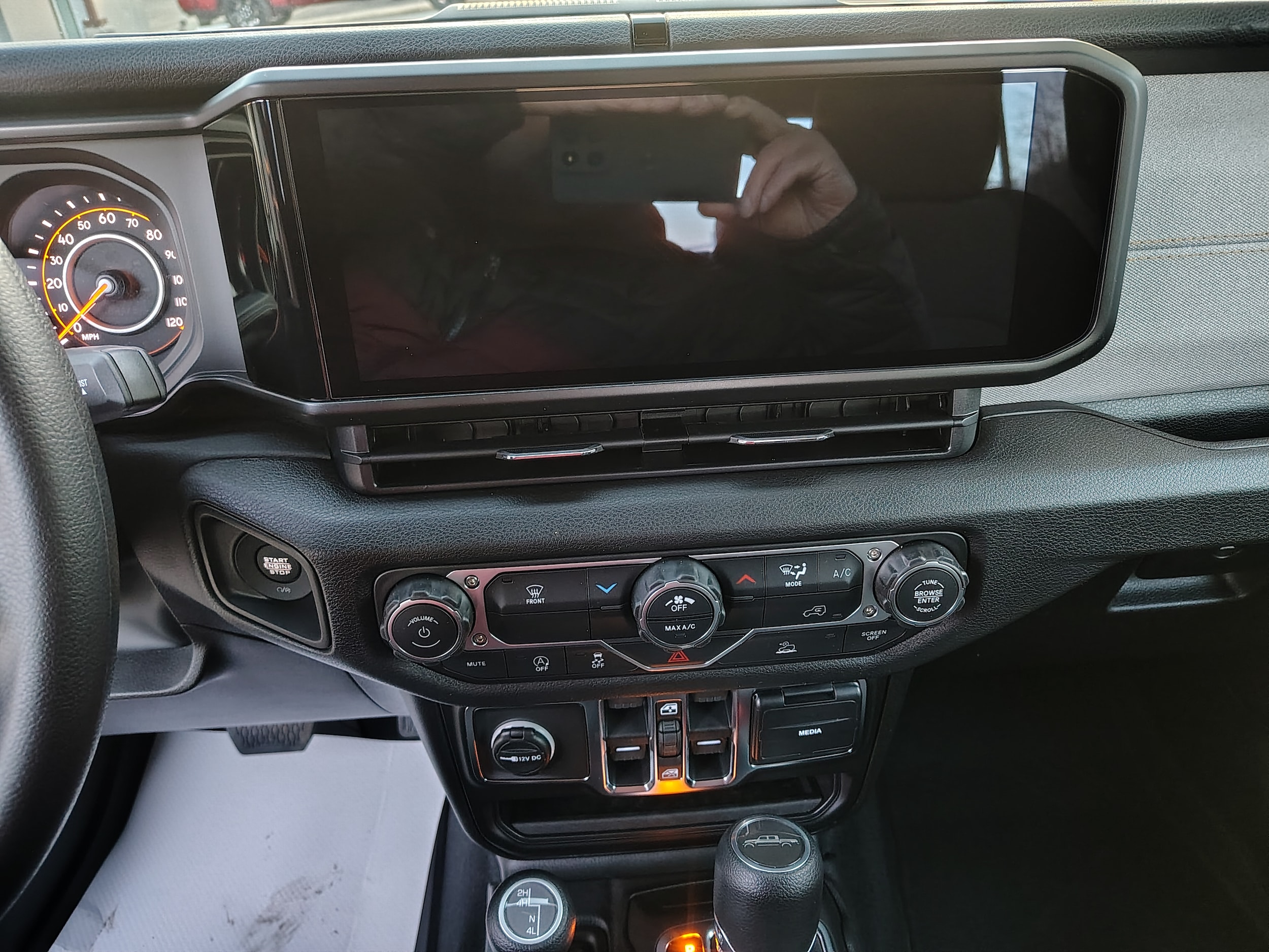 2026 Jeep Gladiator SPORT 4X4 Anvil at Solomon CJD Carmichaels