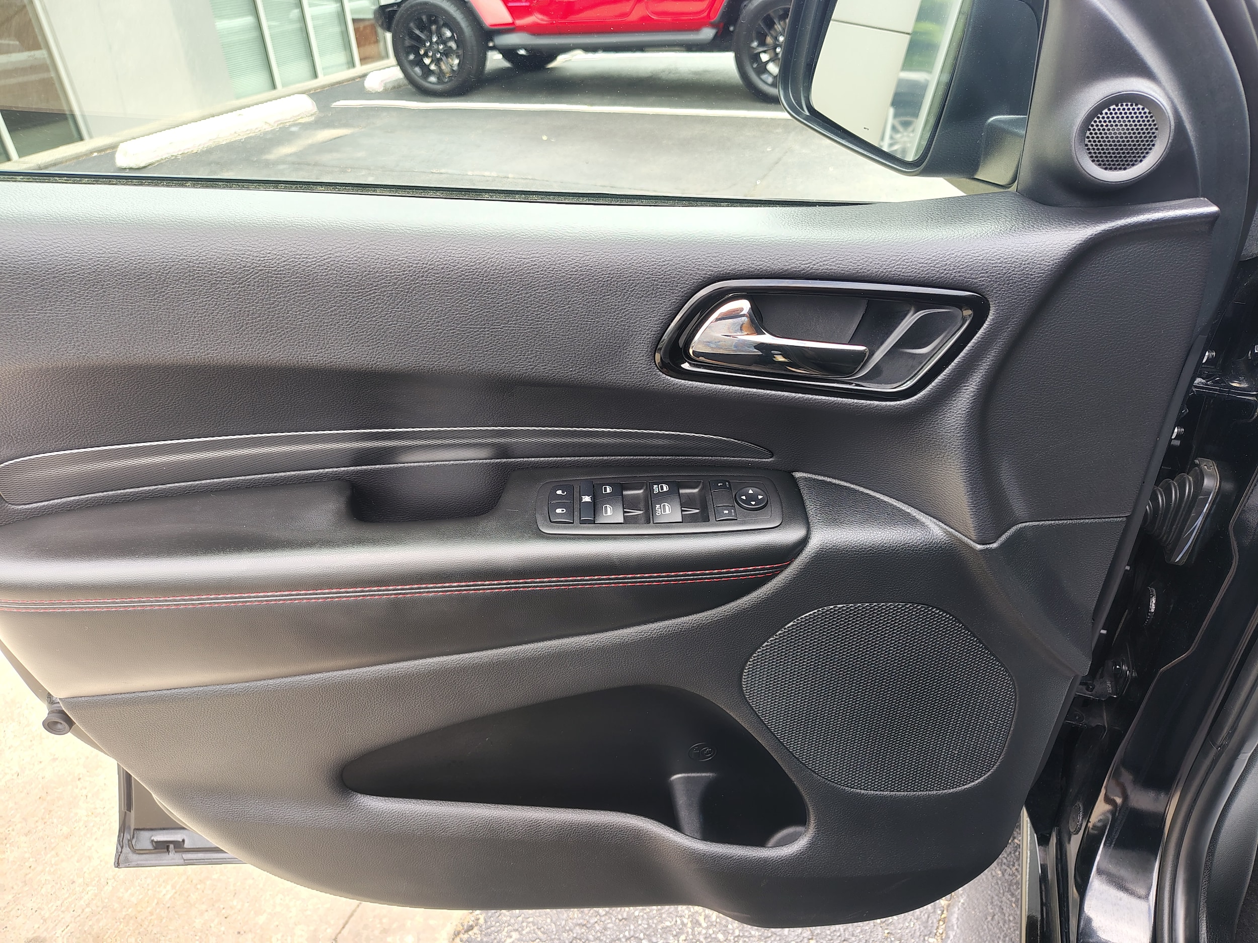 2025 Dodge Durango GT DB Black Clearcoat at Solomon CJD Carmichaels