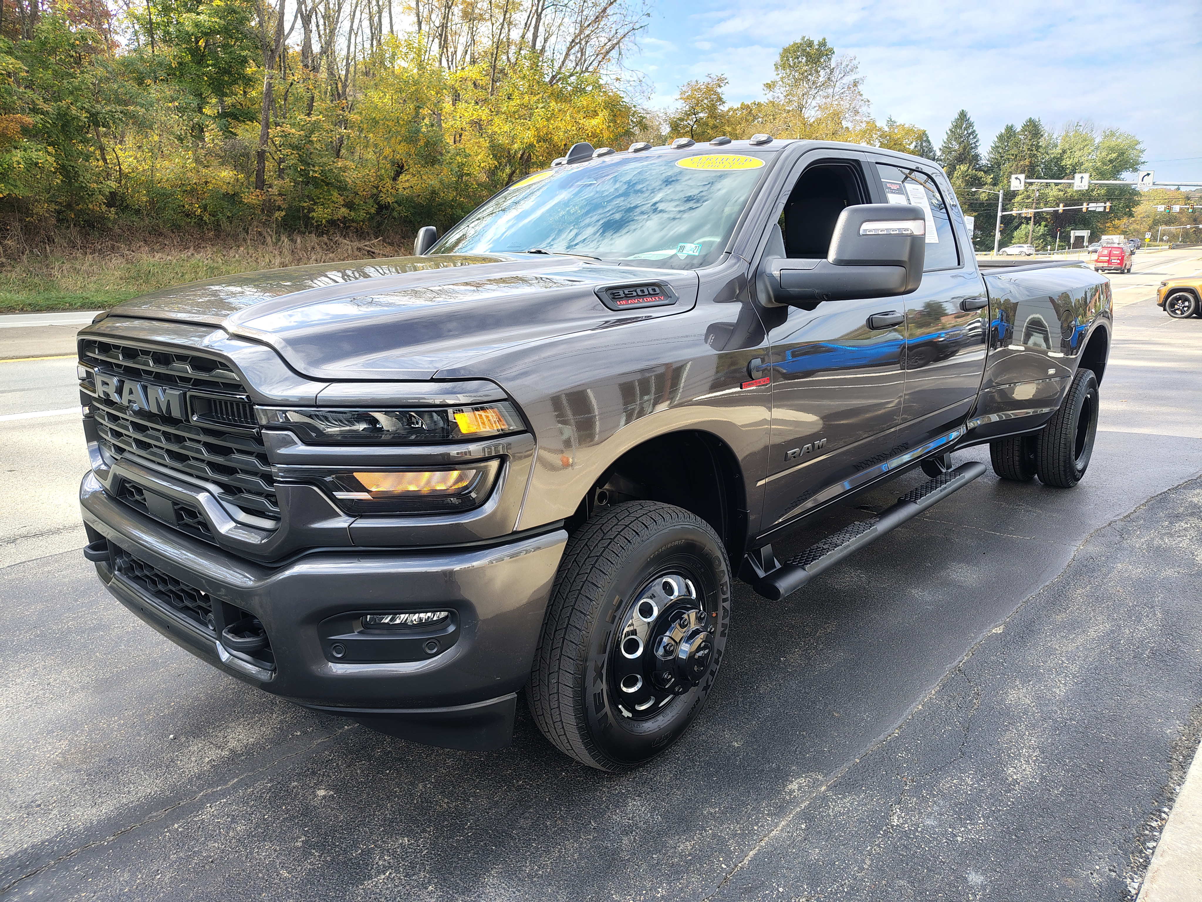2026 Ram 3500 photo 4 of 40
