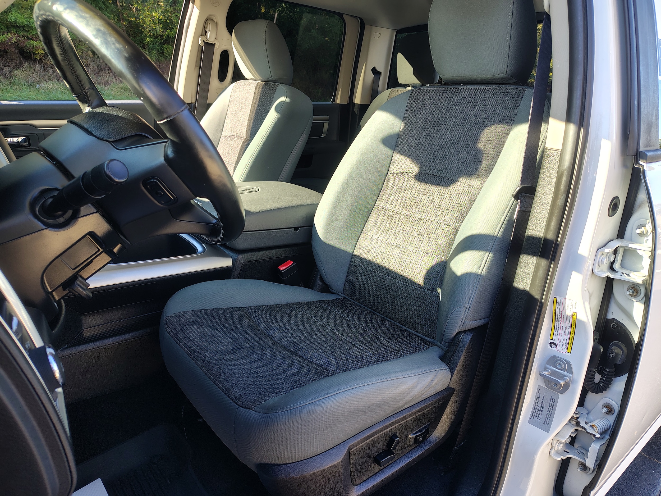 2016 Ram 1500 Big Horn Bright White Clearcoat at Solomon CJD Brownsville