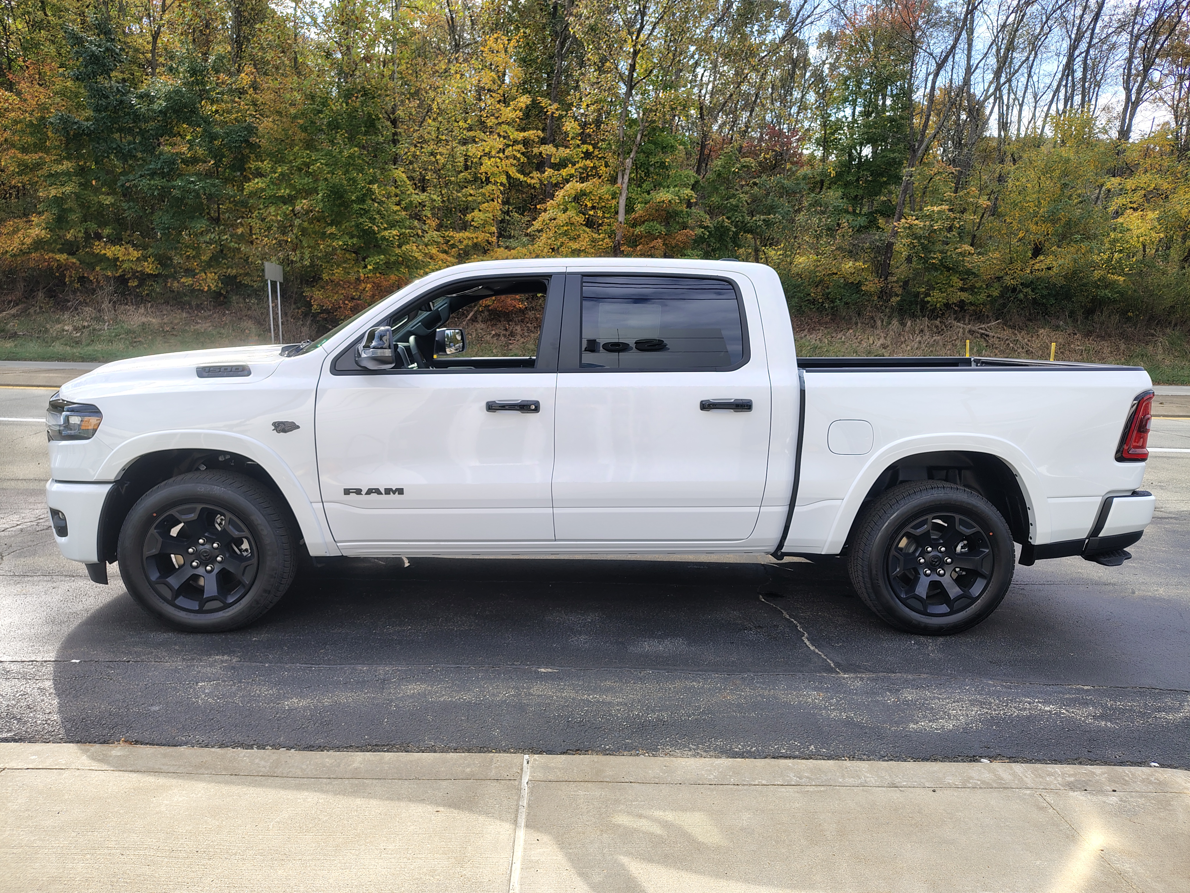 2027 Ram 1500 photo 7 of 42