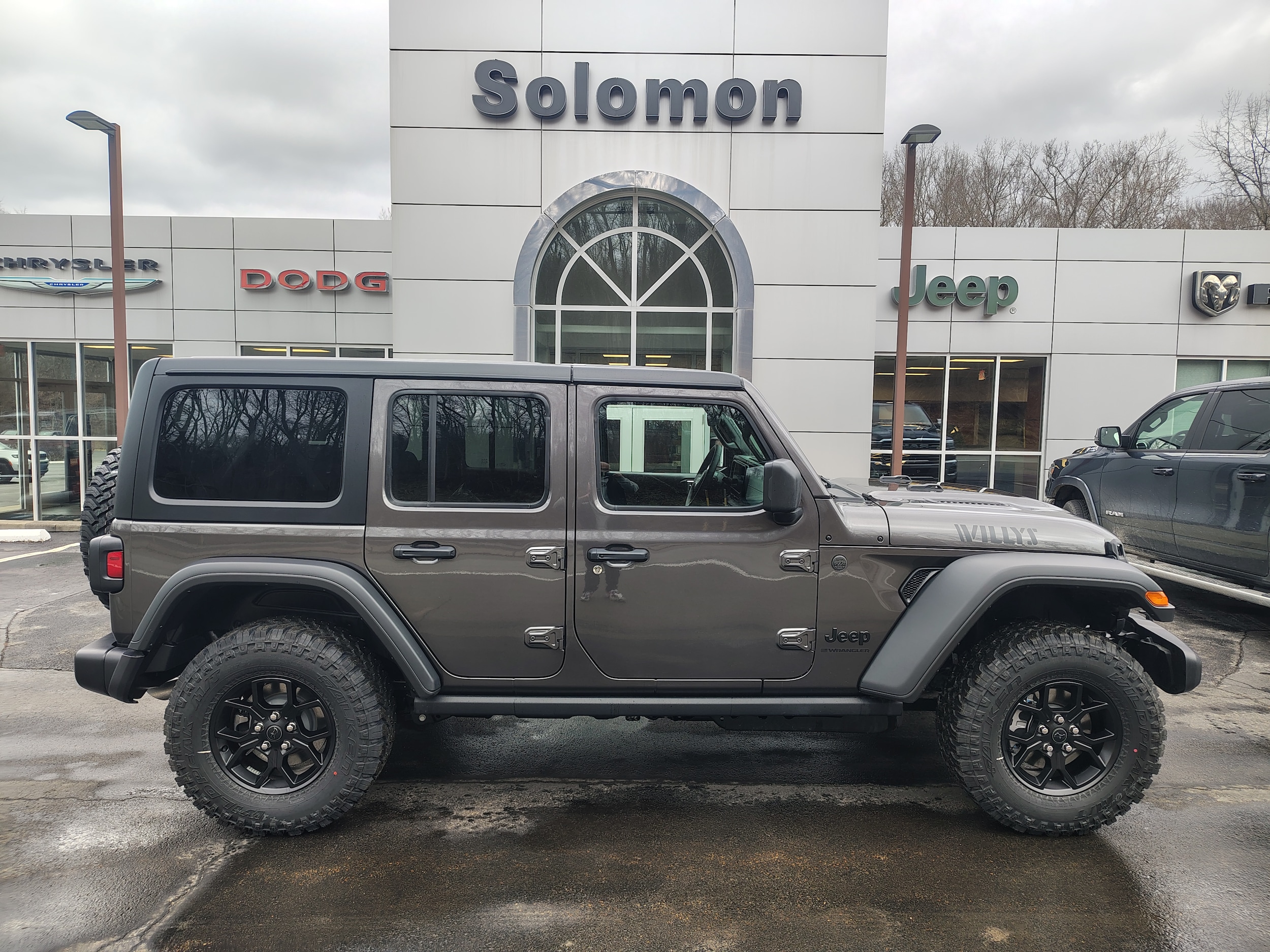 2026 Jeep Wrangler 4-Door Willys's photo