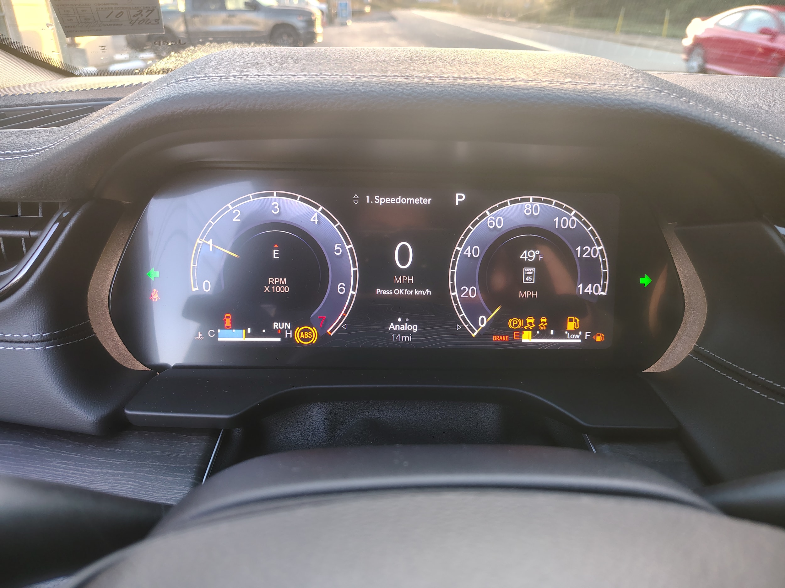 2027 Jeep Grand Cherokee photo 32 of 43