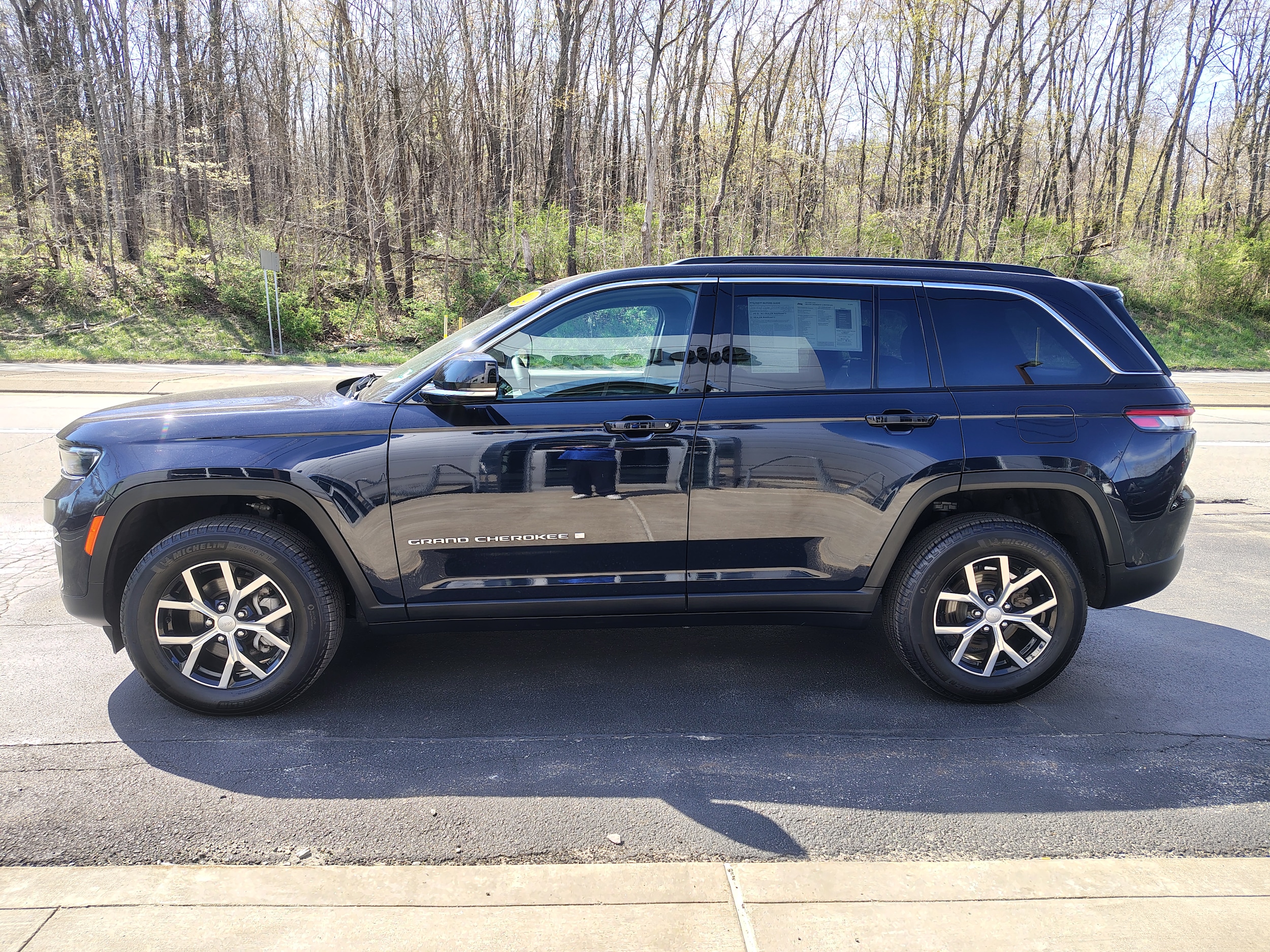 2024 Jeep Grand Cherokee Limited Midnight Sky at Solomon CJD Carmichaels