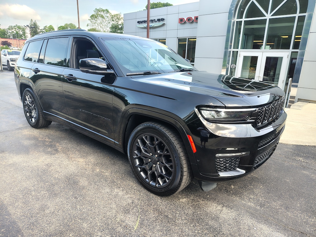 Used 2025 Jeep Grand Cherokee L Summit Reserve Summit Reserve 4x4