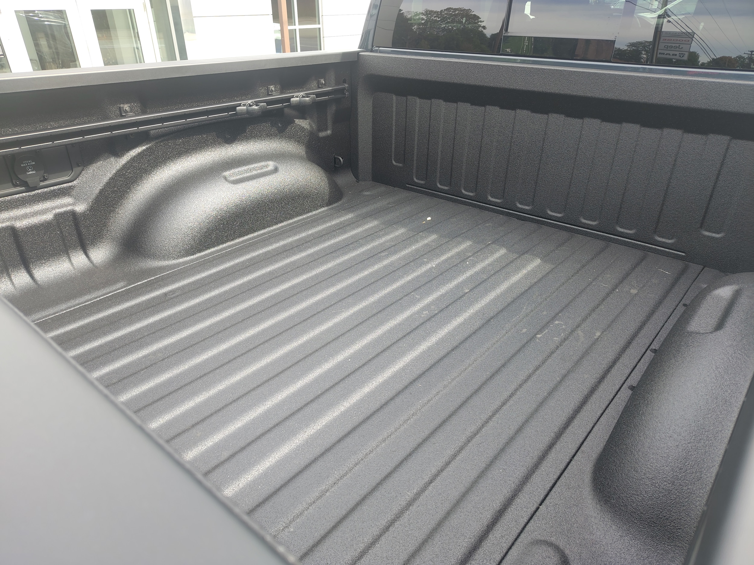 2027 Ram 1500 photo 10 of 19