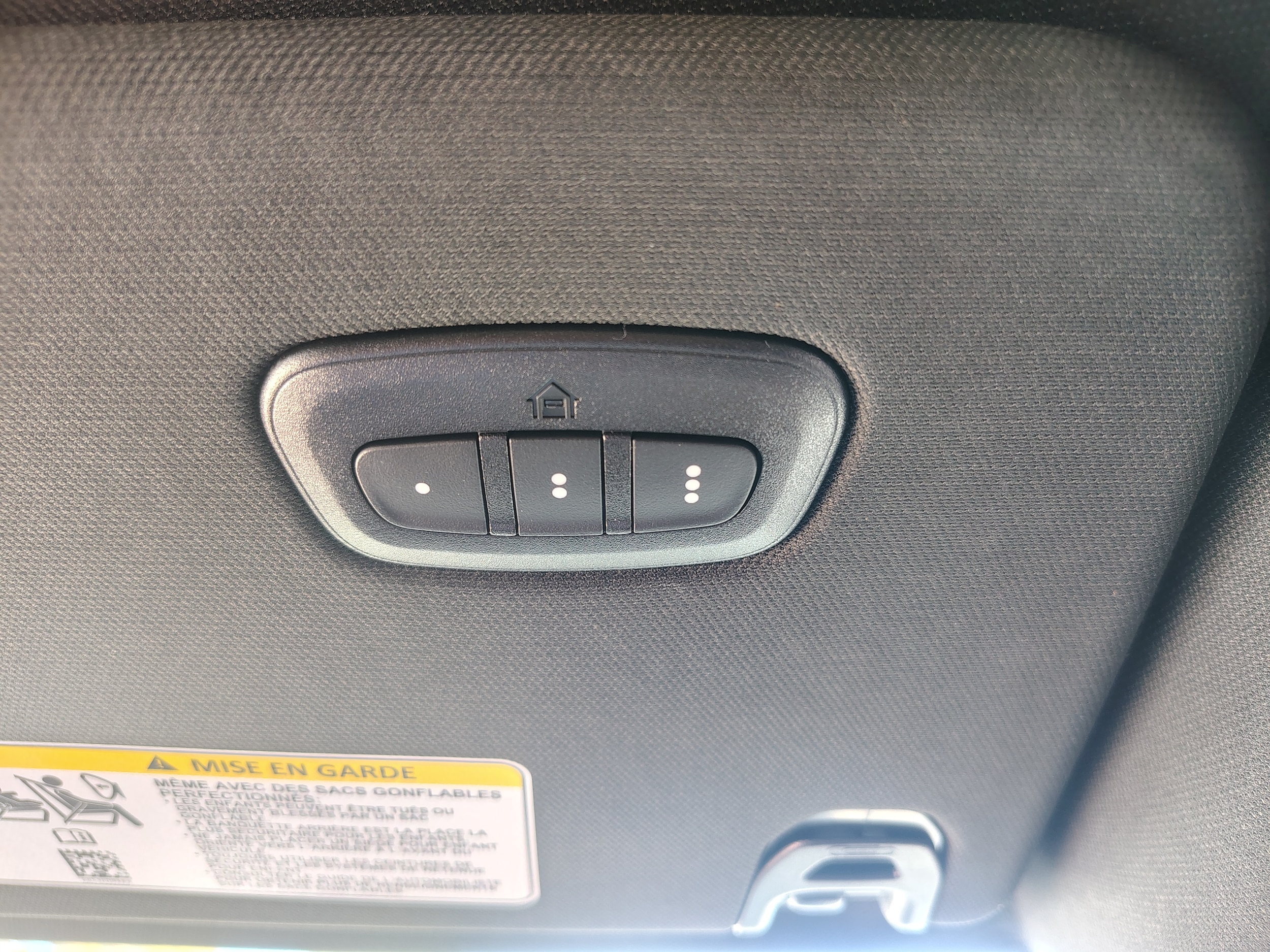 2027 Ram 1500 photo 40 of 41