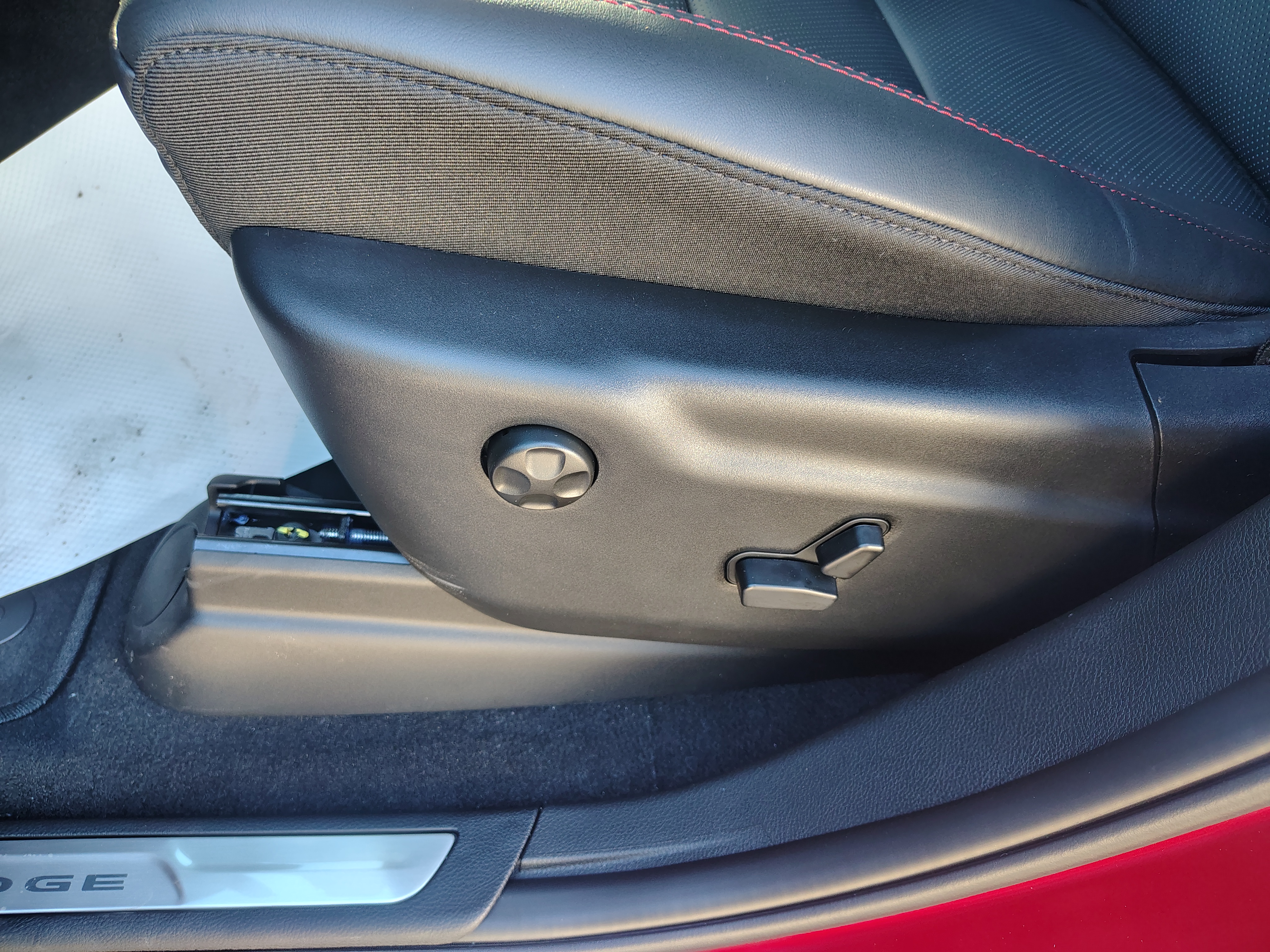 2027 Dodge Durango photo 19 of 42