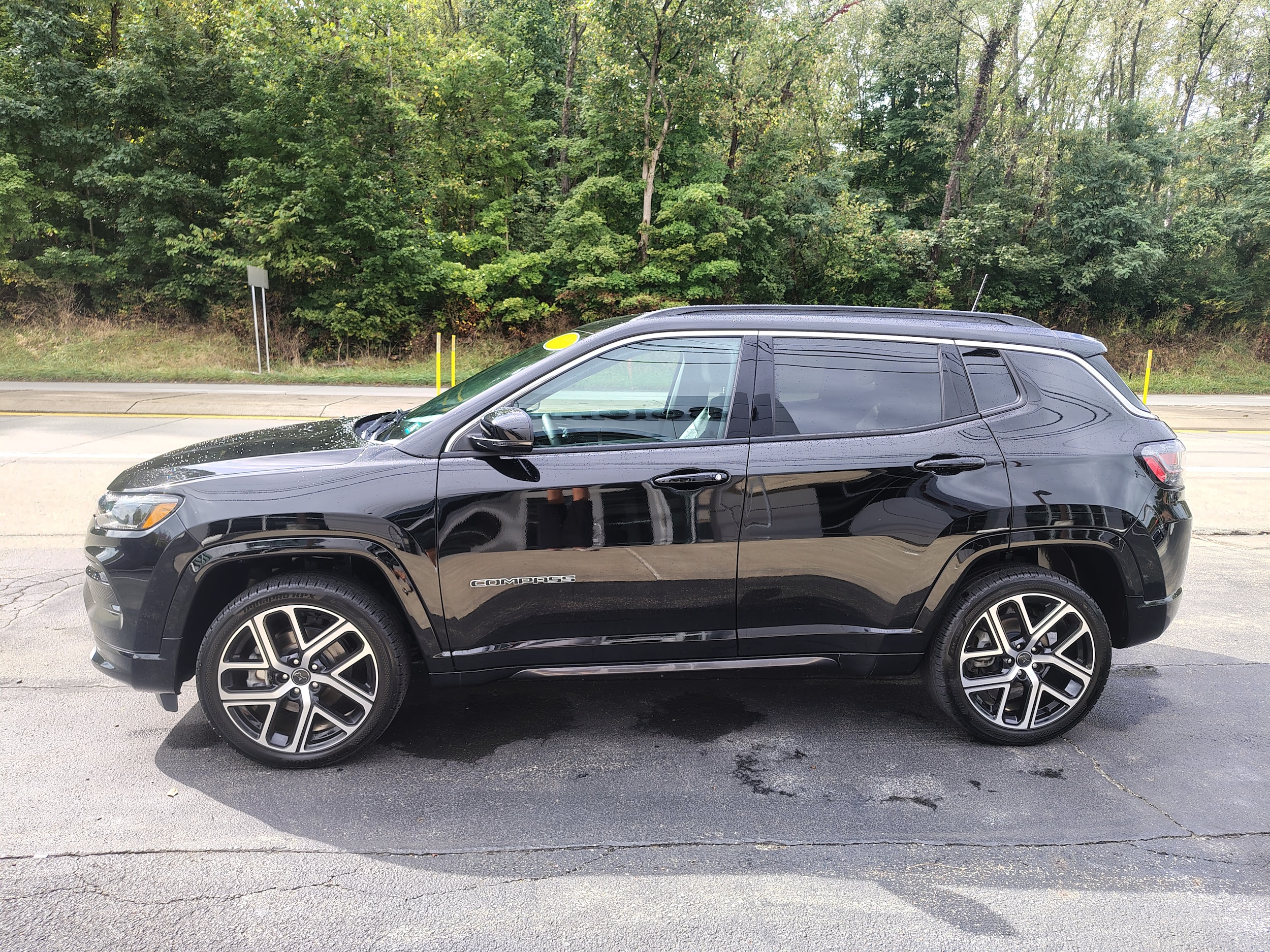 2025 Jeep Compass Limited Diamond Black Crystal Pearlcoat at Solomon CJD Carmichaels