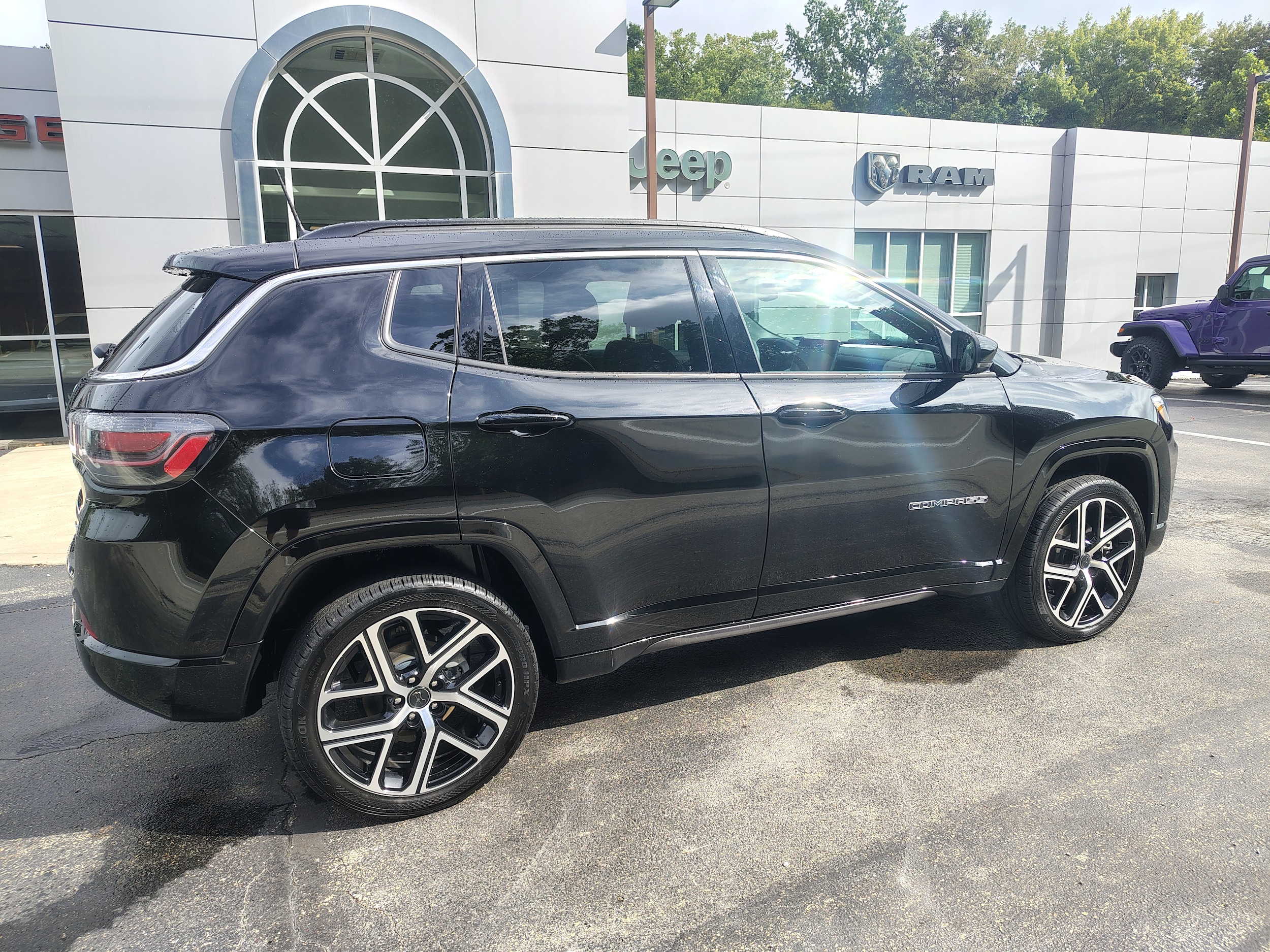 2025 Jeep Compass Limited Diamond Black Crystal Pearlcoat at Solomon CJD Carmichaels