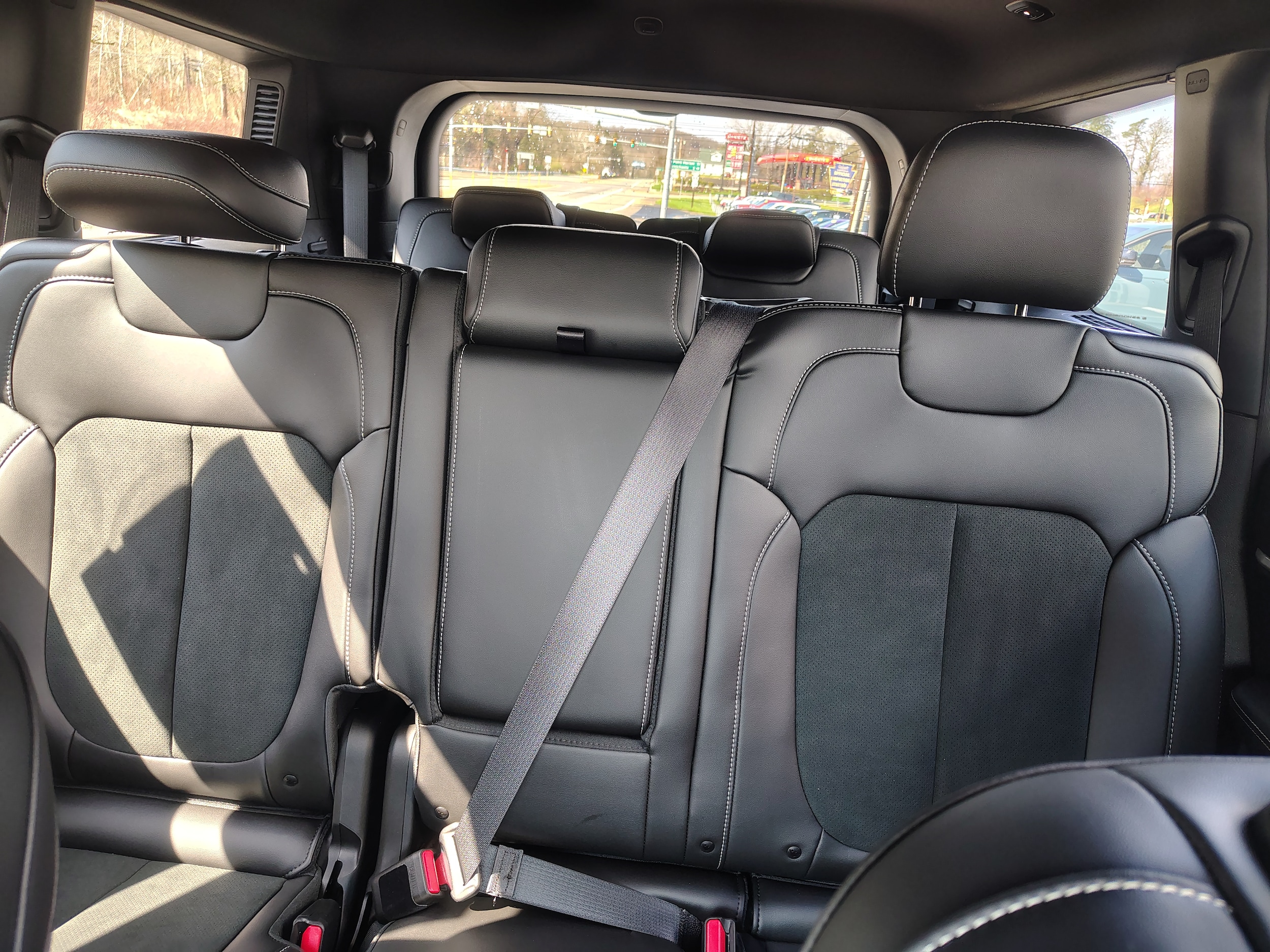 2026 Jeep Grand Cherokee L LAREDO ALTITUDE 4X4 Bright White at Three Rivers CJD