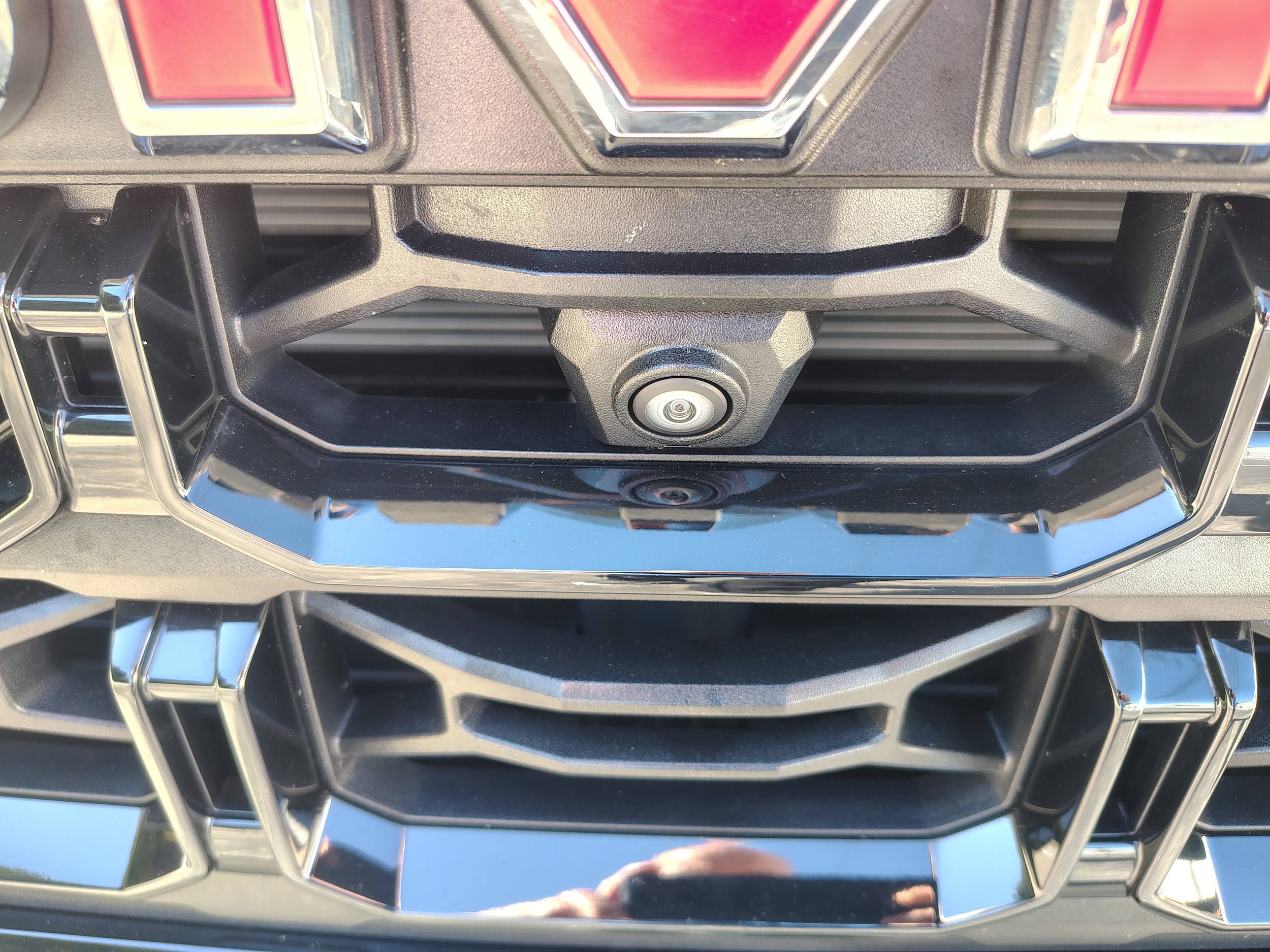 2025 GMC Canyon photo 4 of 39