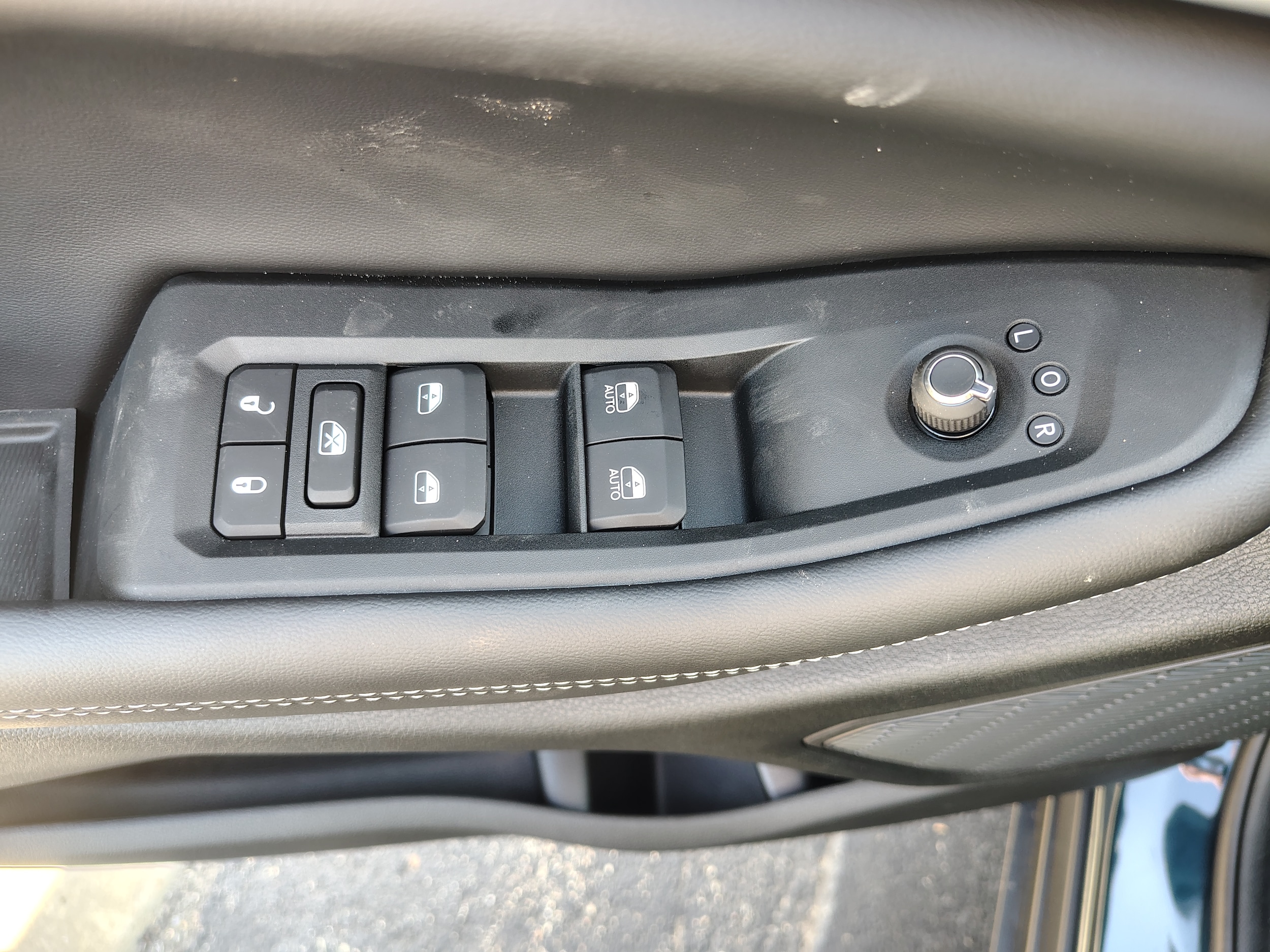 2027 Jeep Grand Cherokee L Limited Fathom Blue Pearlcoat at Solomon CJD Carmichaels