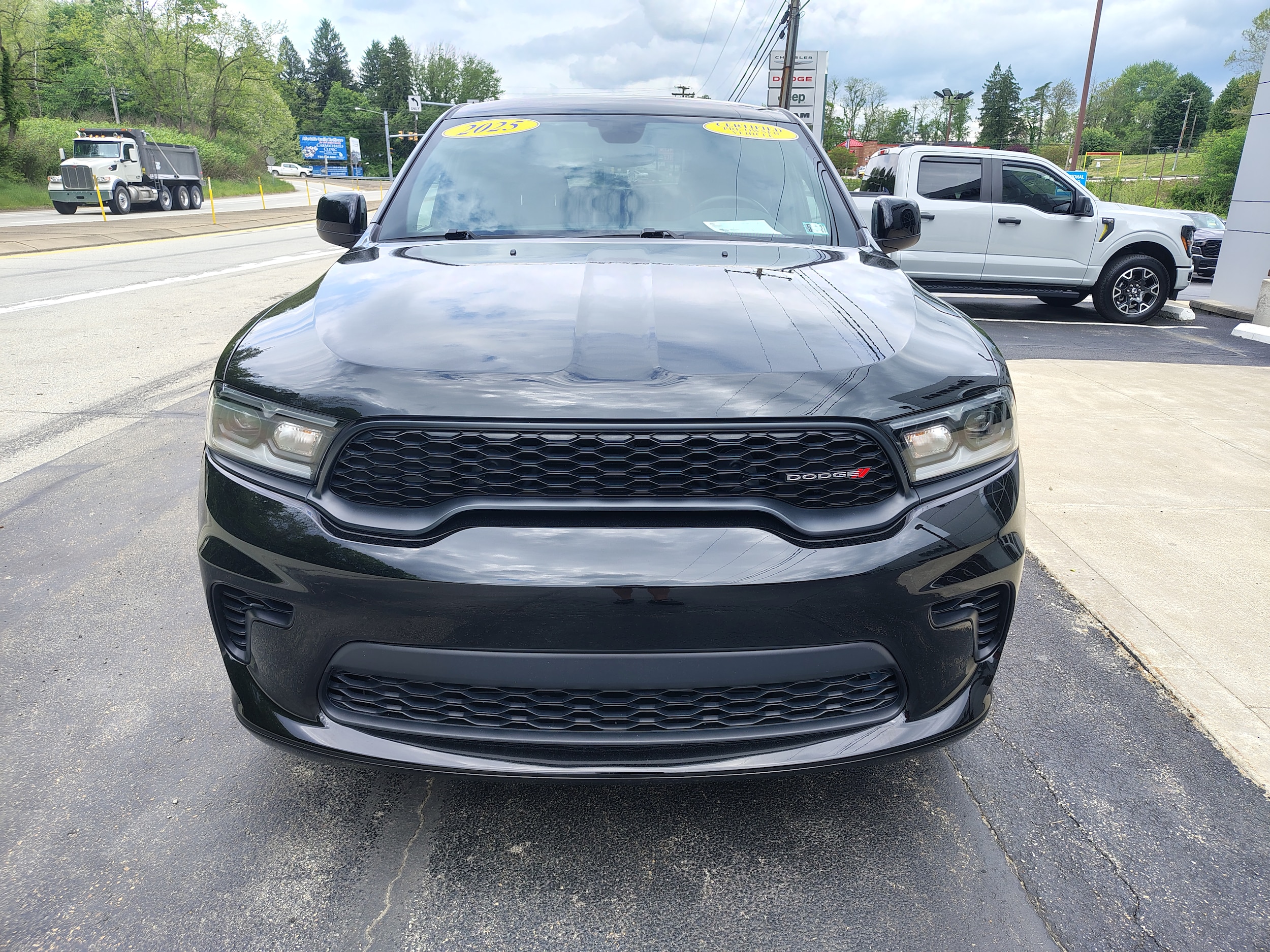 2025 Dodge Durango GT DB Black Clearcoat at Solomon CJD Carmichaels