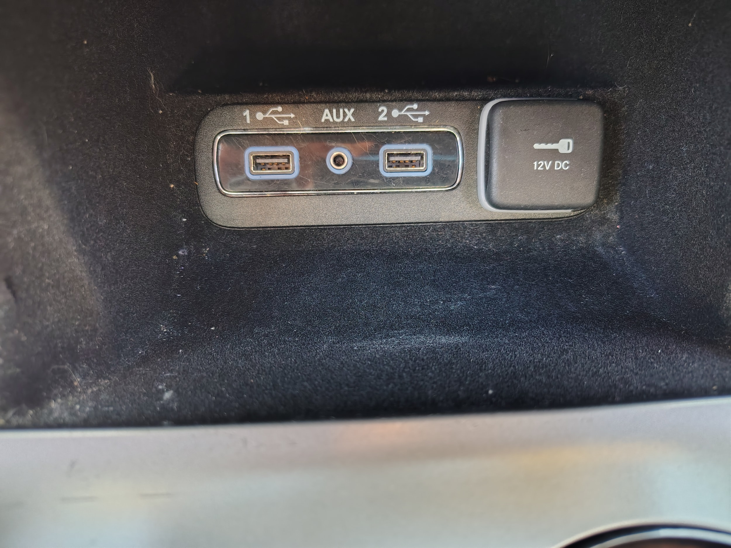 2021 Jeep Grand Cherokee Laredo X Granite Crystal Metallic Clearcoat at Solomon CJD Carmichaels