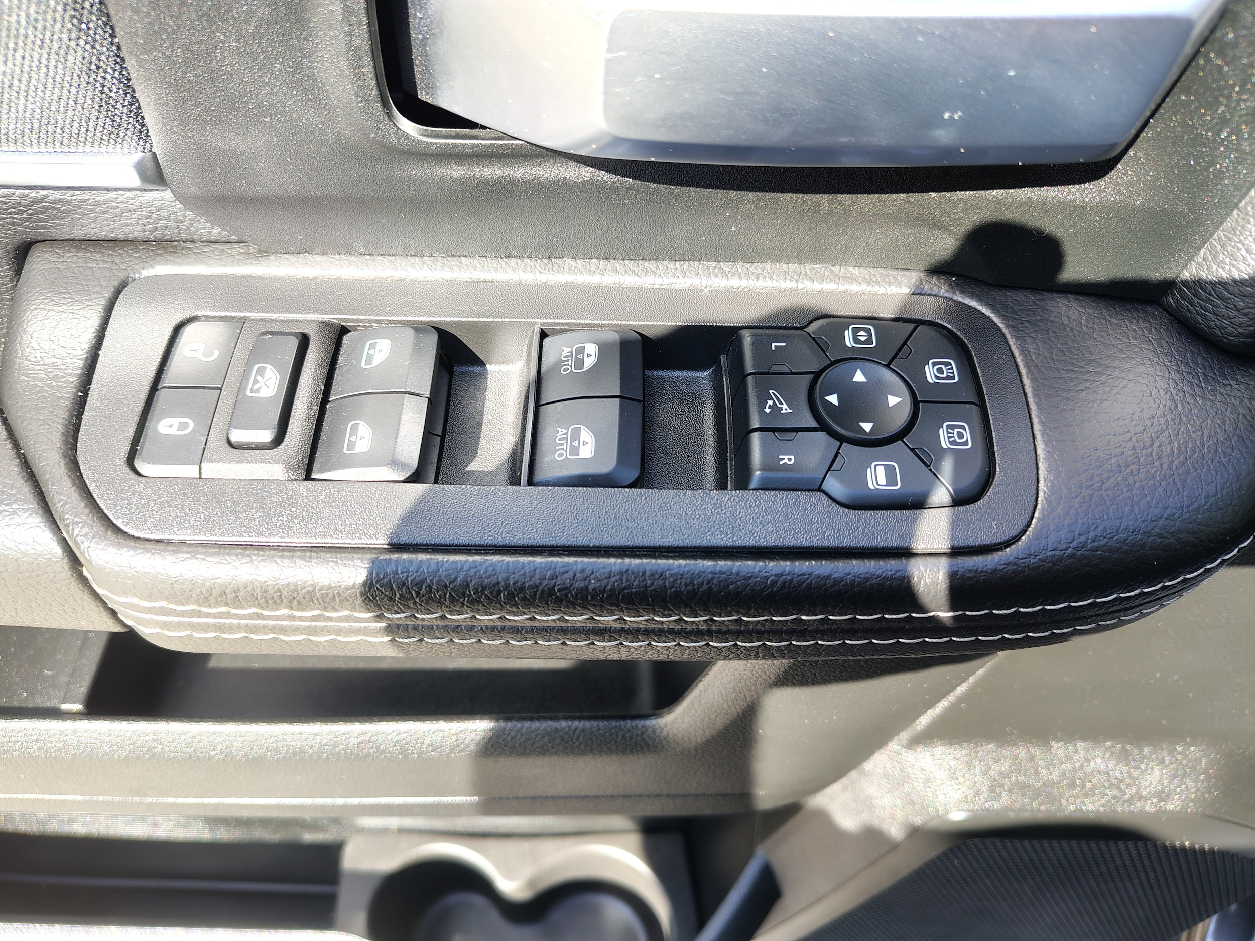 2025 Ram 2500 Big Horn Granite Crystal Metallic Clearcoat at Solomon CJD Carmichaels