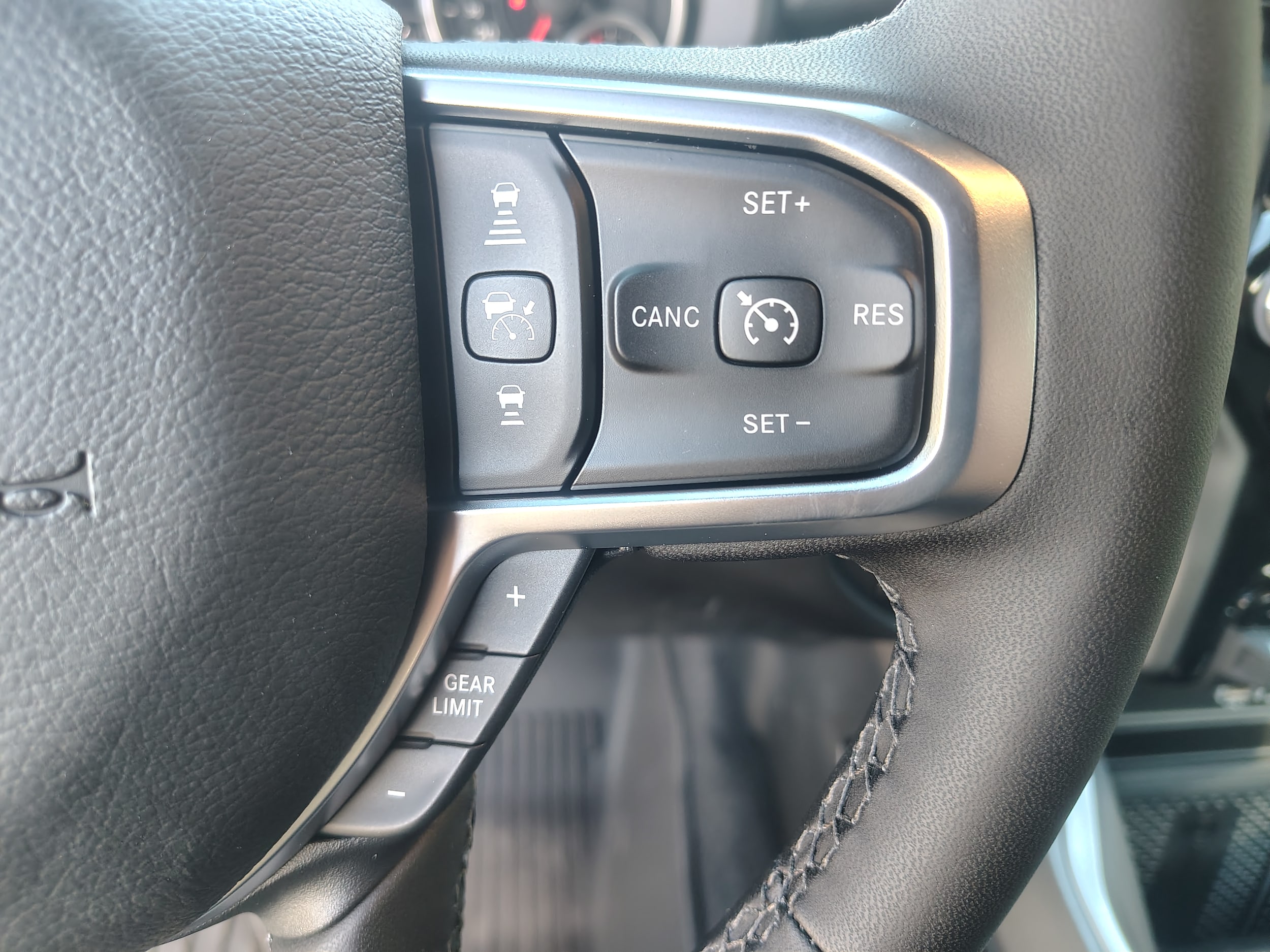 2026 Ram 1500 photo 31 of 40