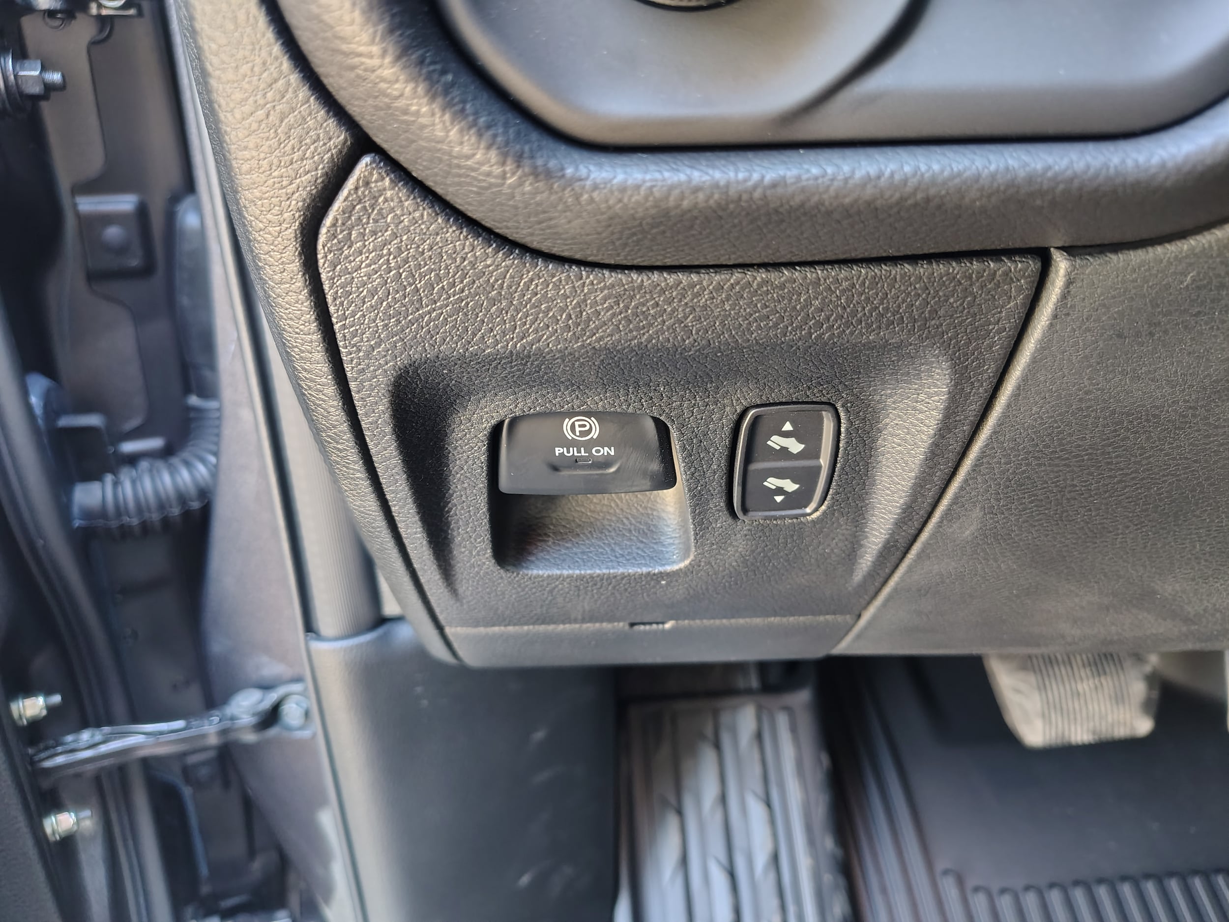2027 Ram 1500 photo 22 of 32