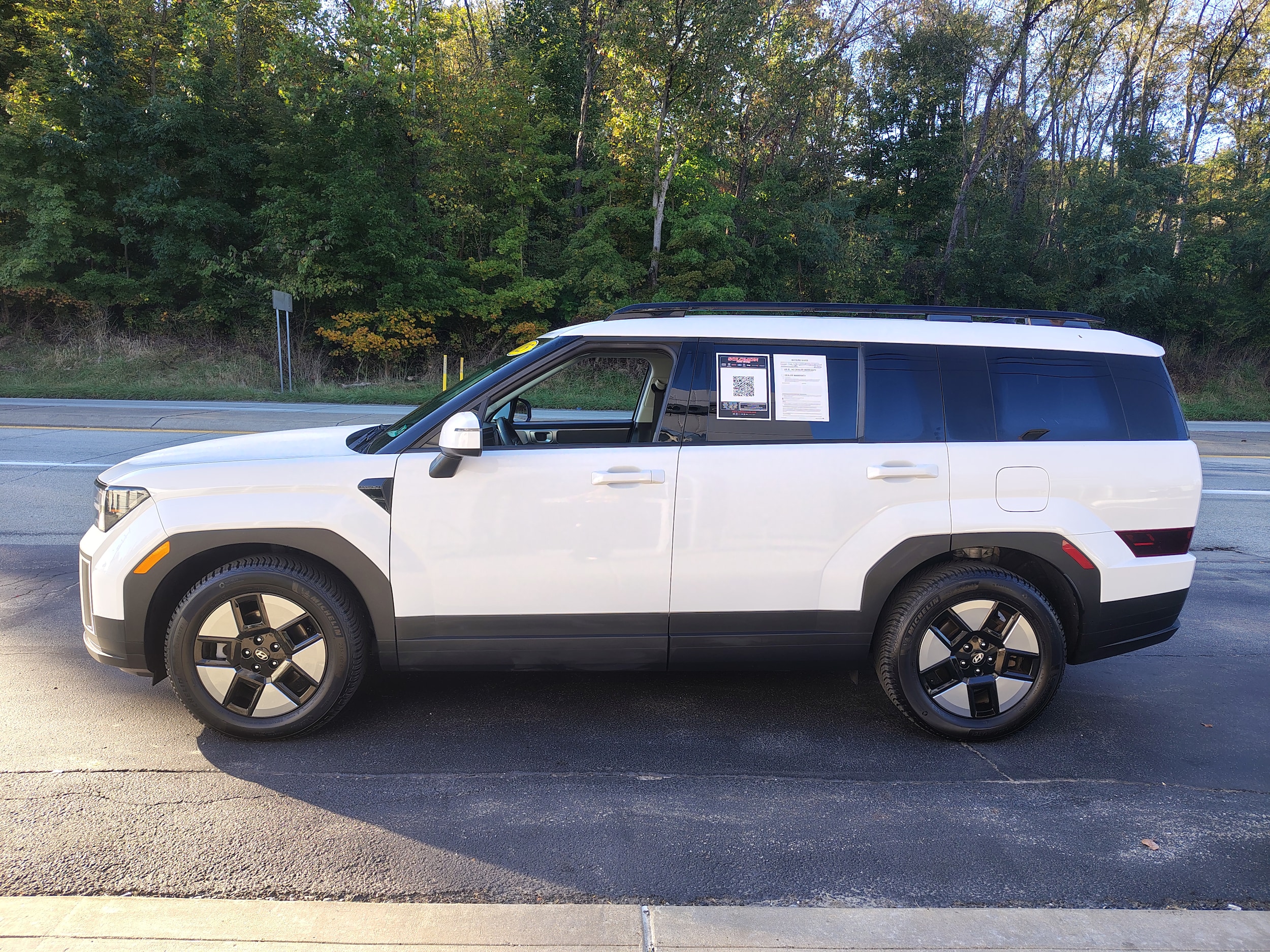 2025 Hyundai Santa Fe Hybrid photo 6 of 40