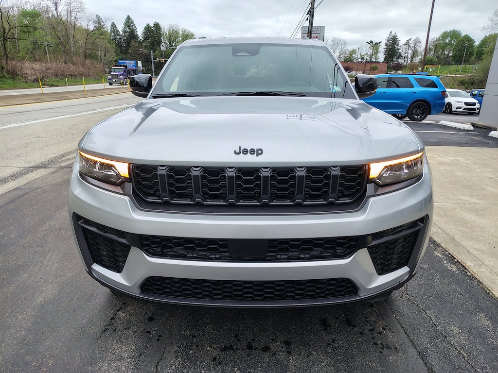 New 2026 Jeep Grand Cherokee L LAREDO ALTITUDE 4X4 Sport Utility
