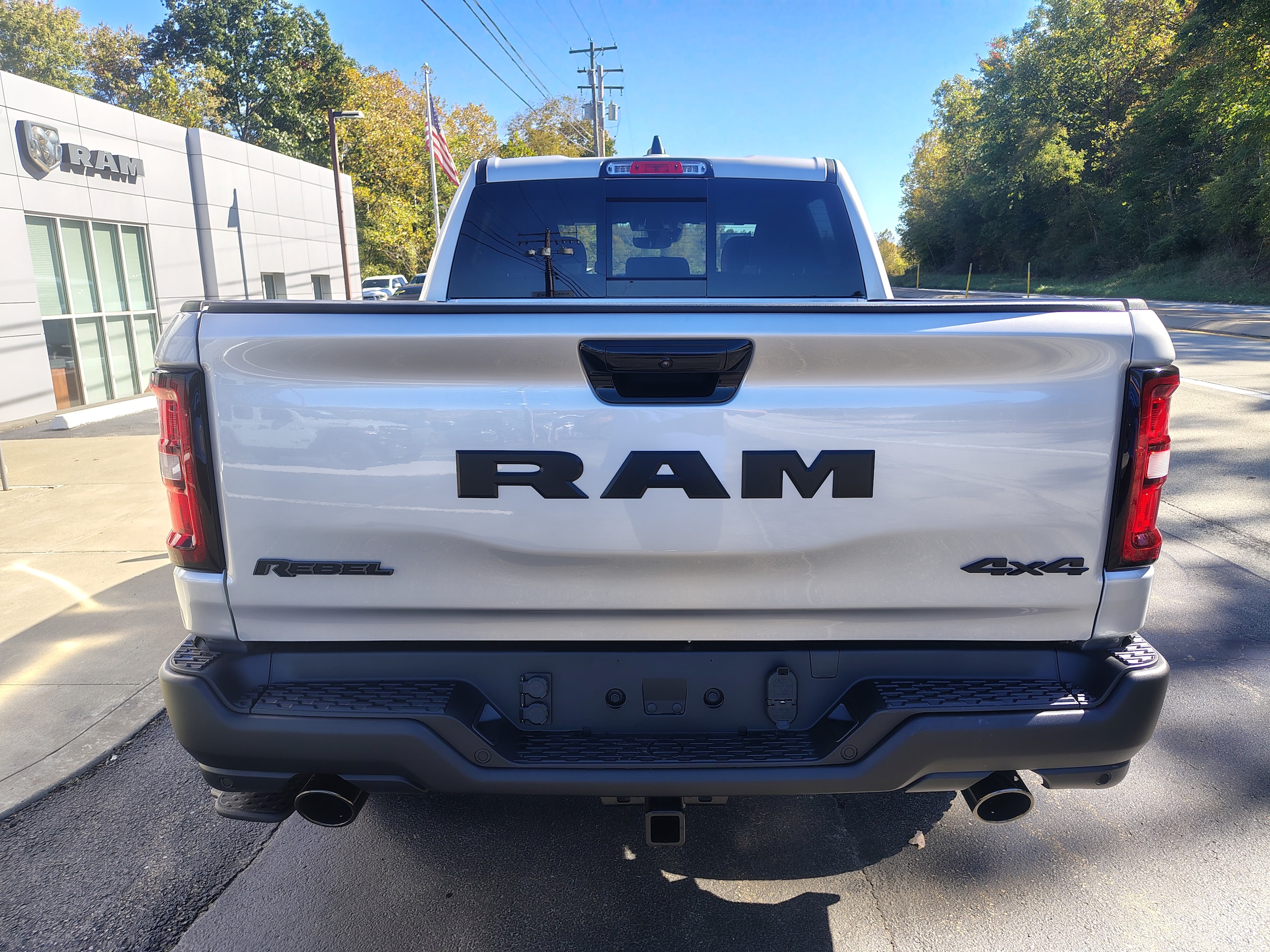 2027 Ram 1500 photo 10 of 41