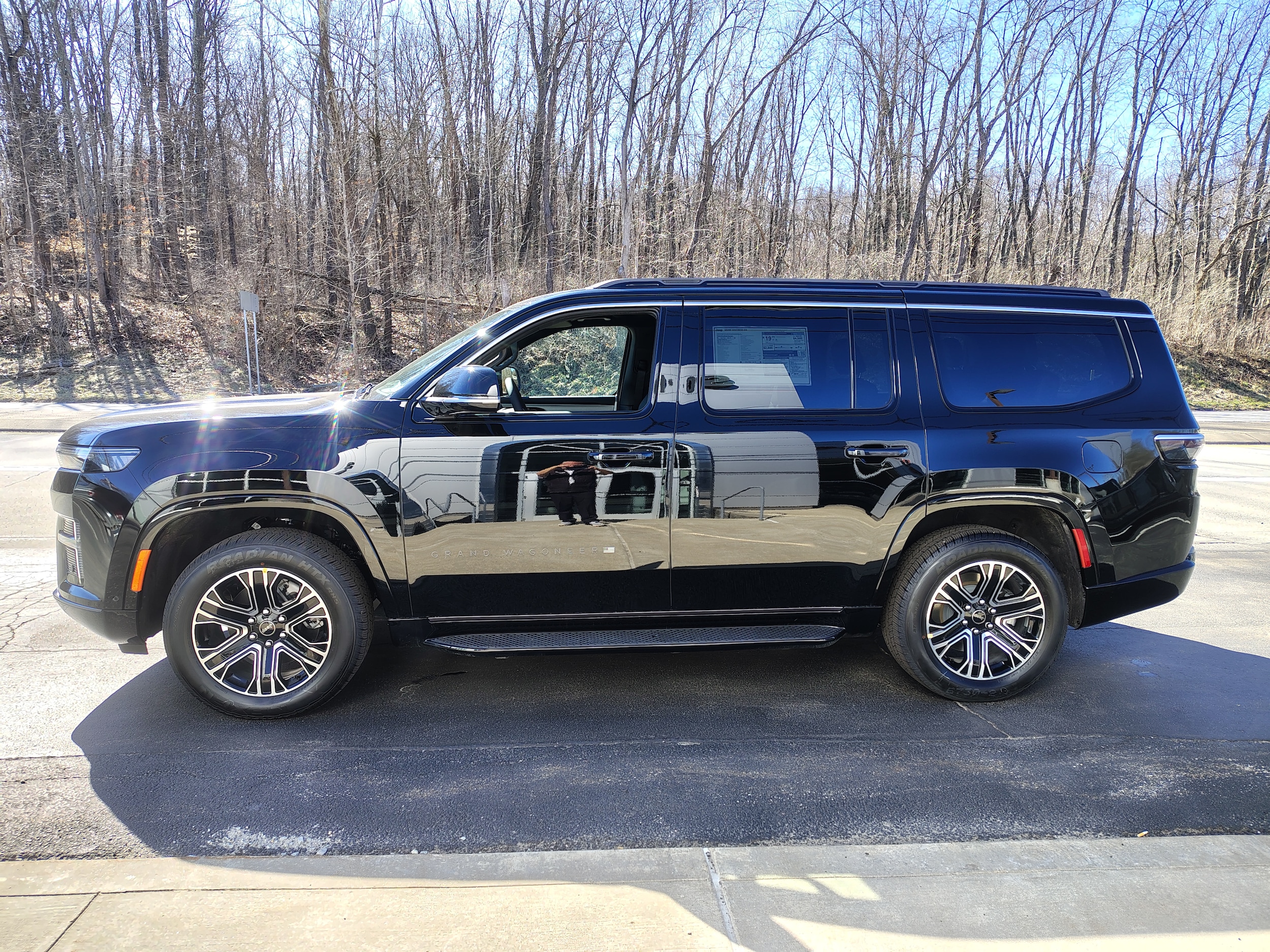 2026 Jeep Grand Wagoneer 4X4 High Gloss Black at Three Rivers CJD