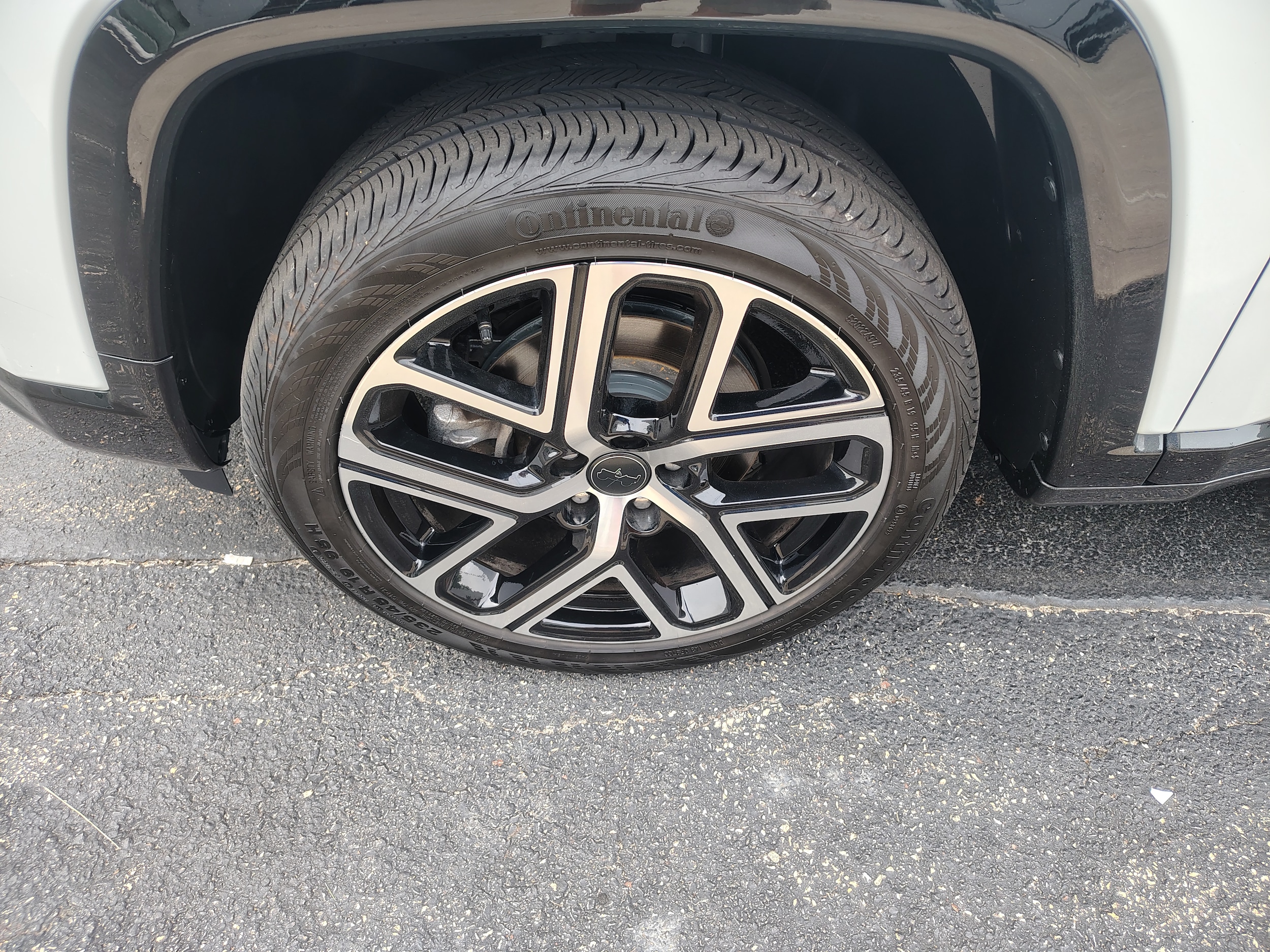 2025 Jeep Compass Limited Bright White Clearcoat at Solomon CJD Carmichaels