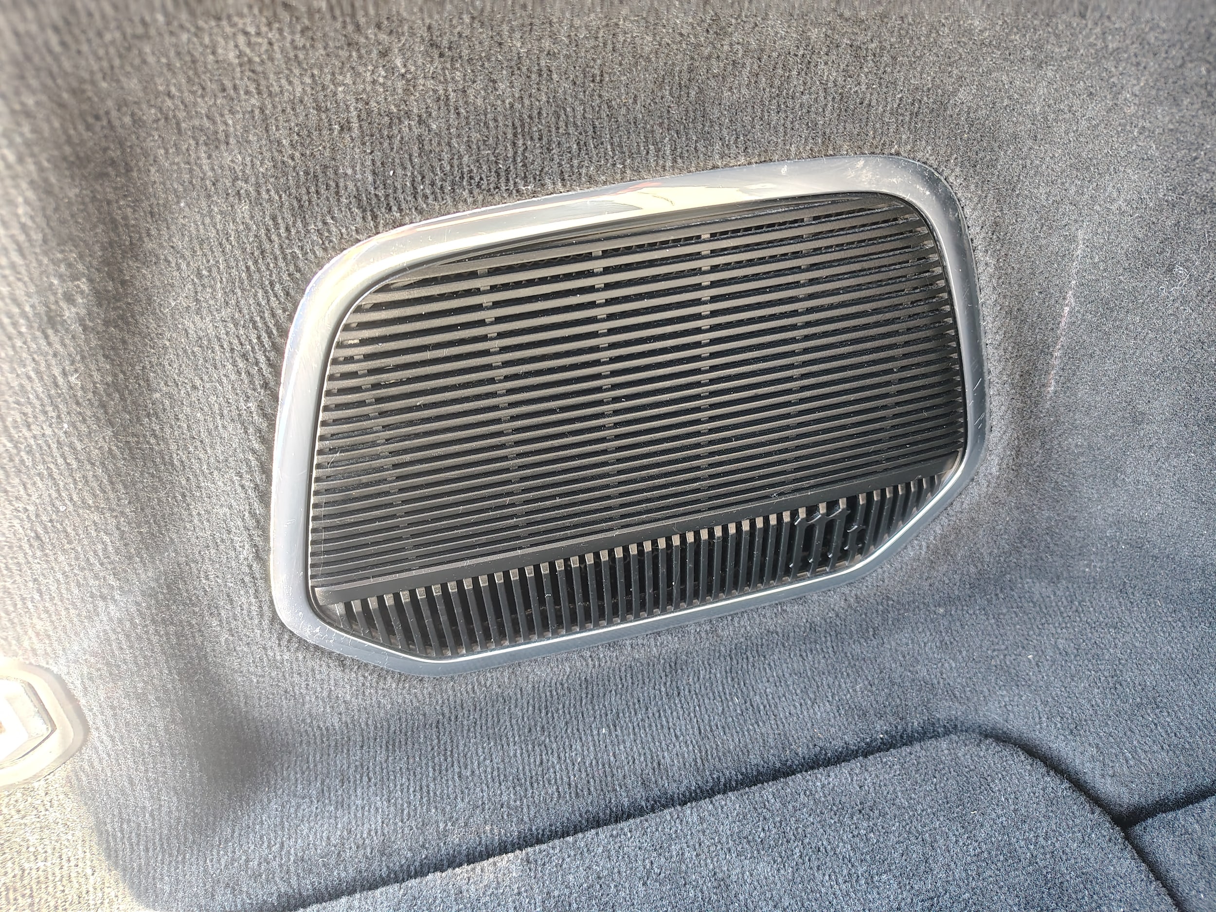 2022 Jeep Grand Cherokee L photo 14 of 46