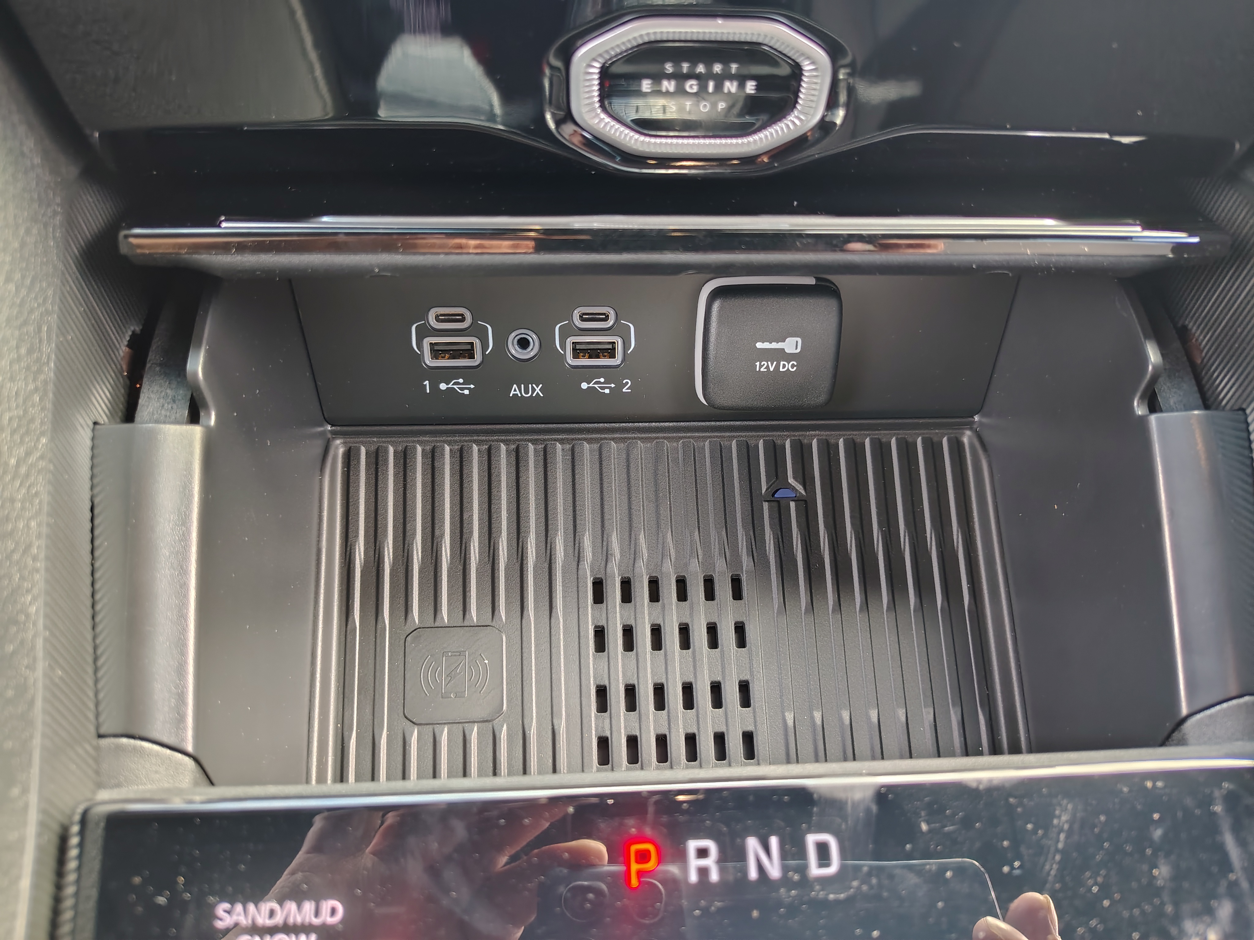 2027 Jeep Grand Cherokee photo 38 of 42