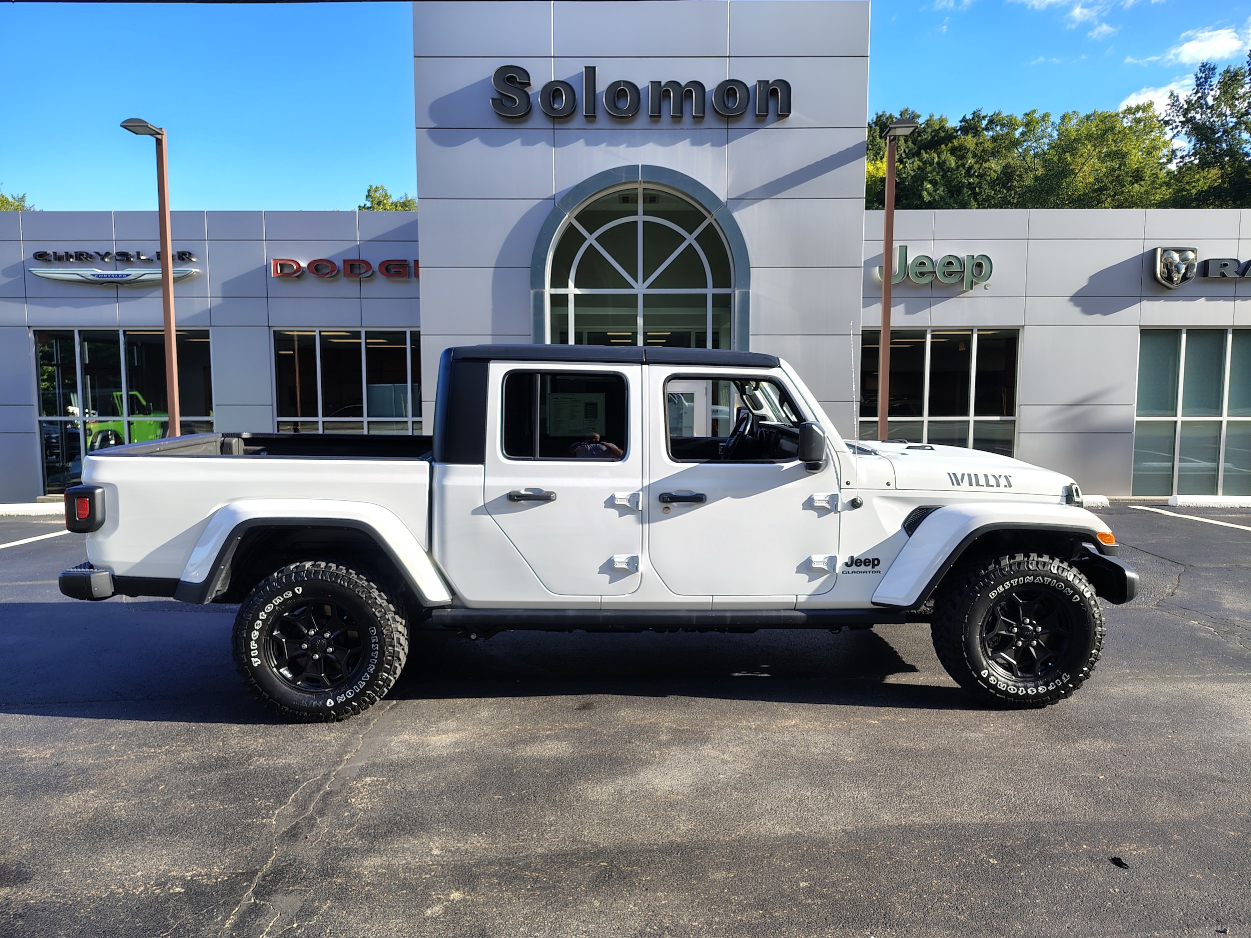 2021 Jeep Gladiator Willys 4x4 