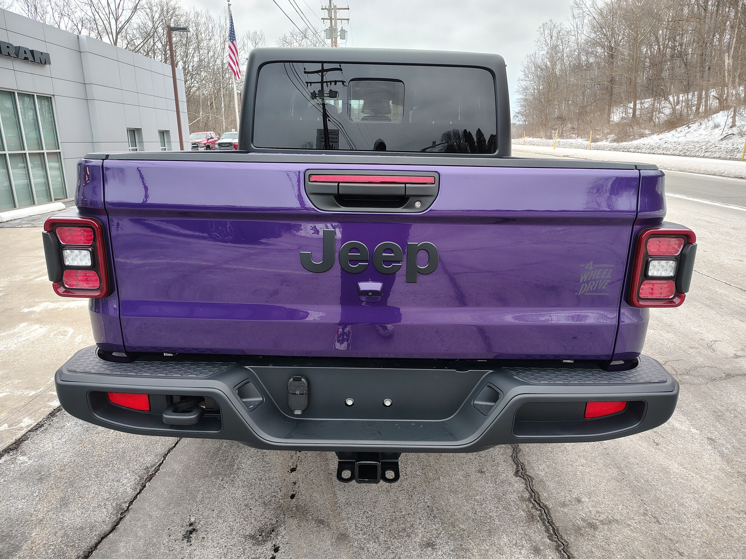 2026 Jeep Gladiator WILLYS 4X4 - 8