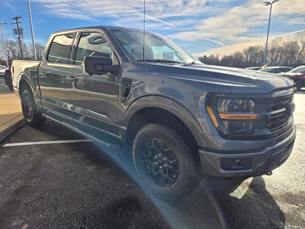 New 2025 Ford F-150 XLT TRUCK