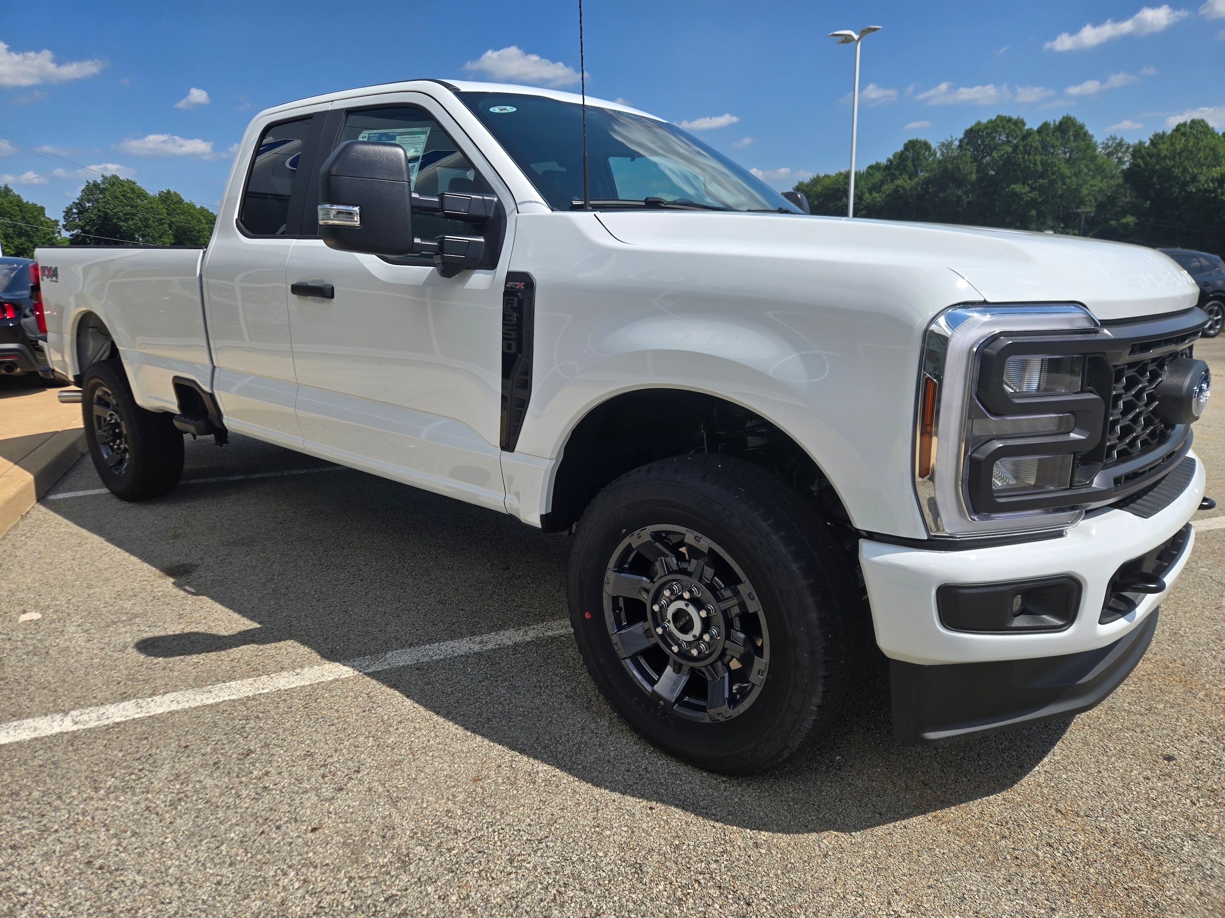 2025 Ford F-350 XL photo 2