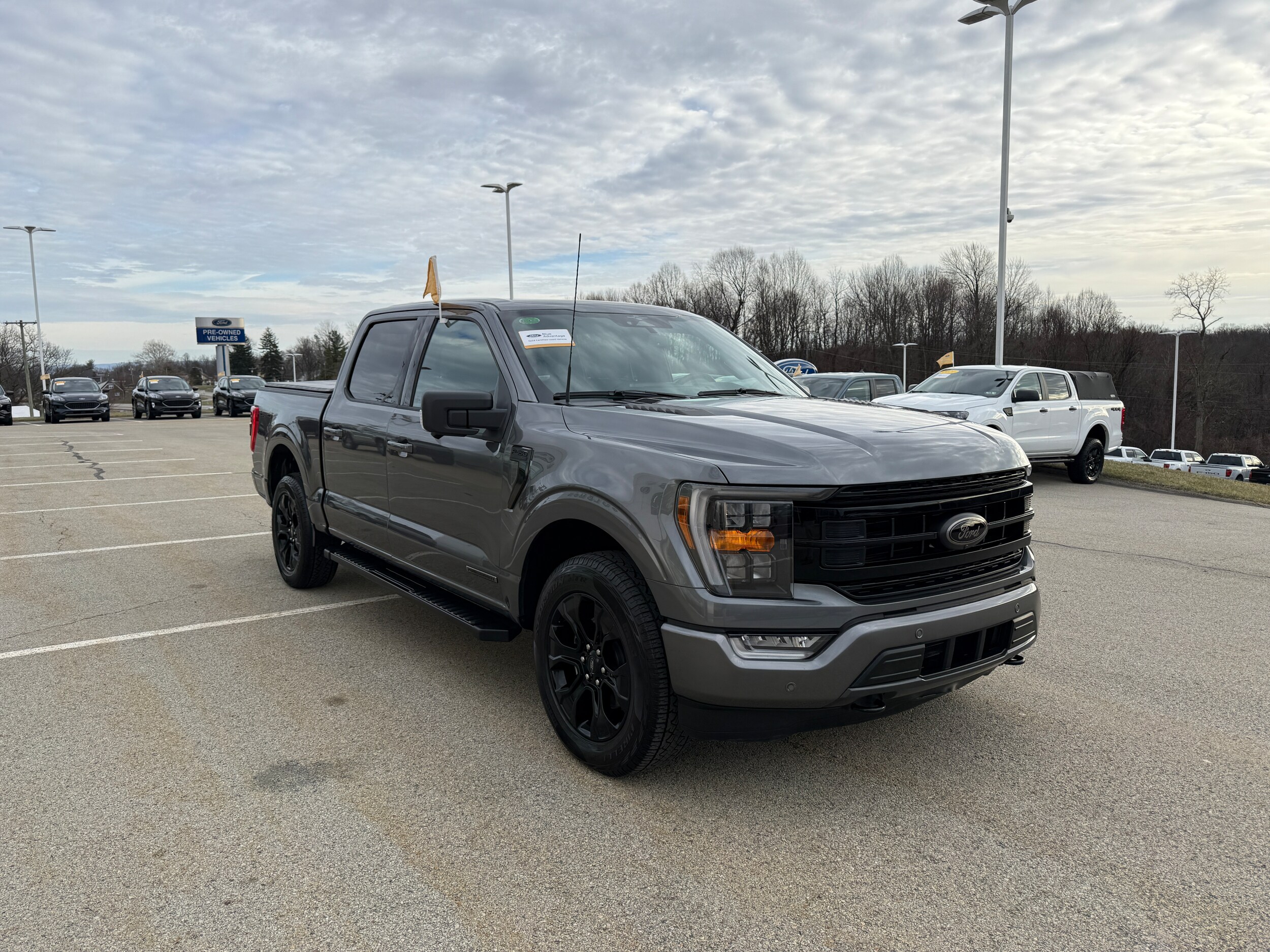 2023 Ford F-150 XLT photo 4