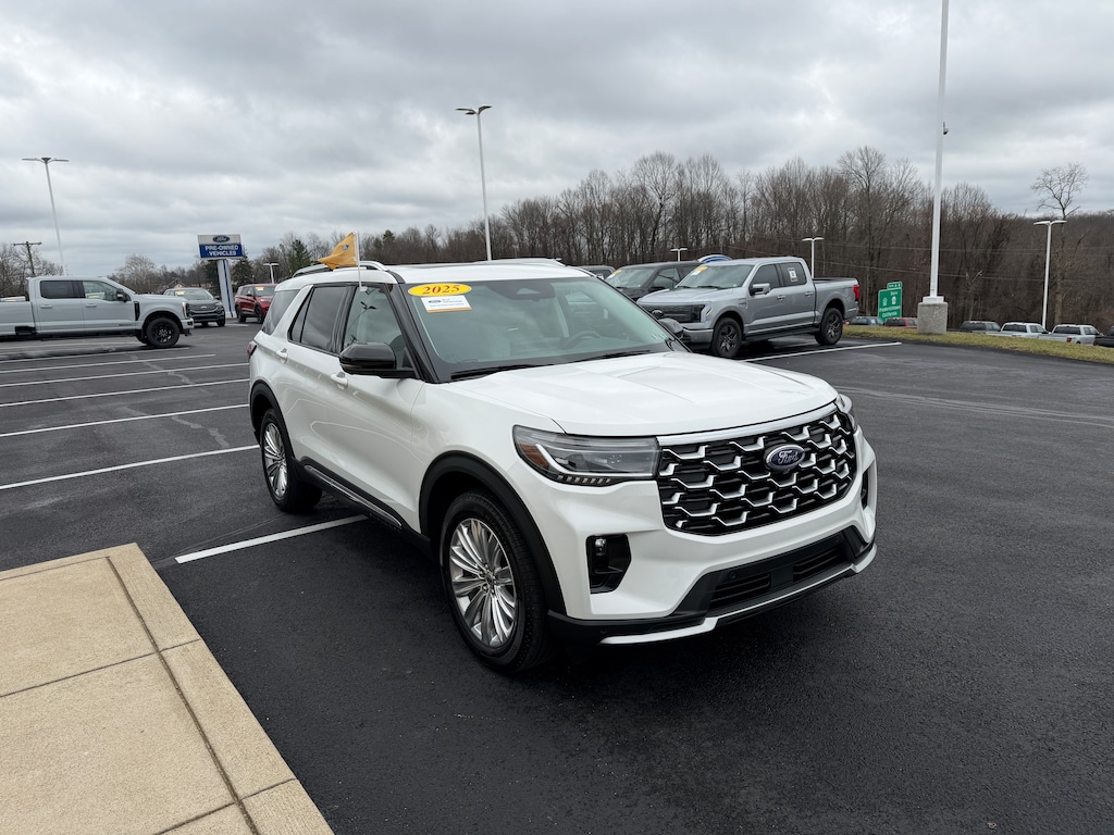 Certified 2025 Ford Explorer Platinum Platinum 4WD