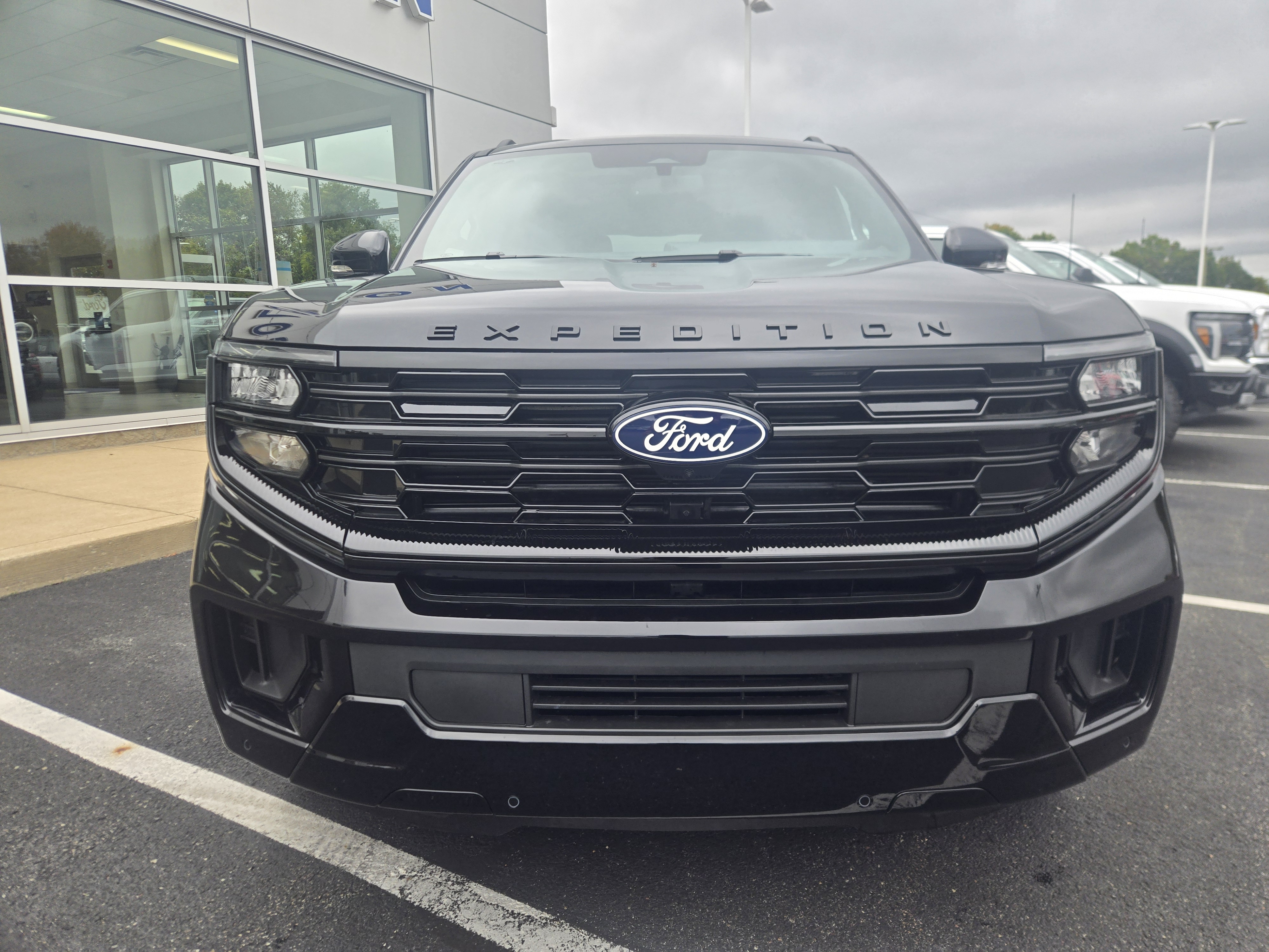 New 2027 Ford Expedition Platinum SUV