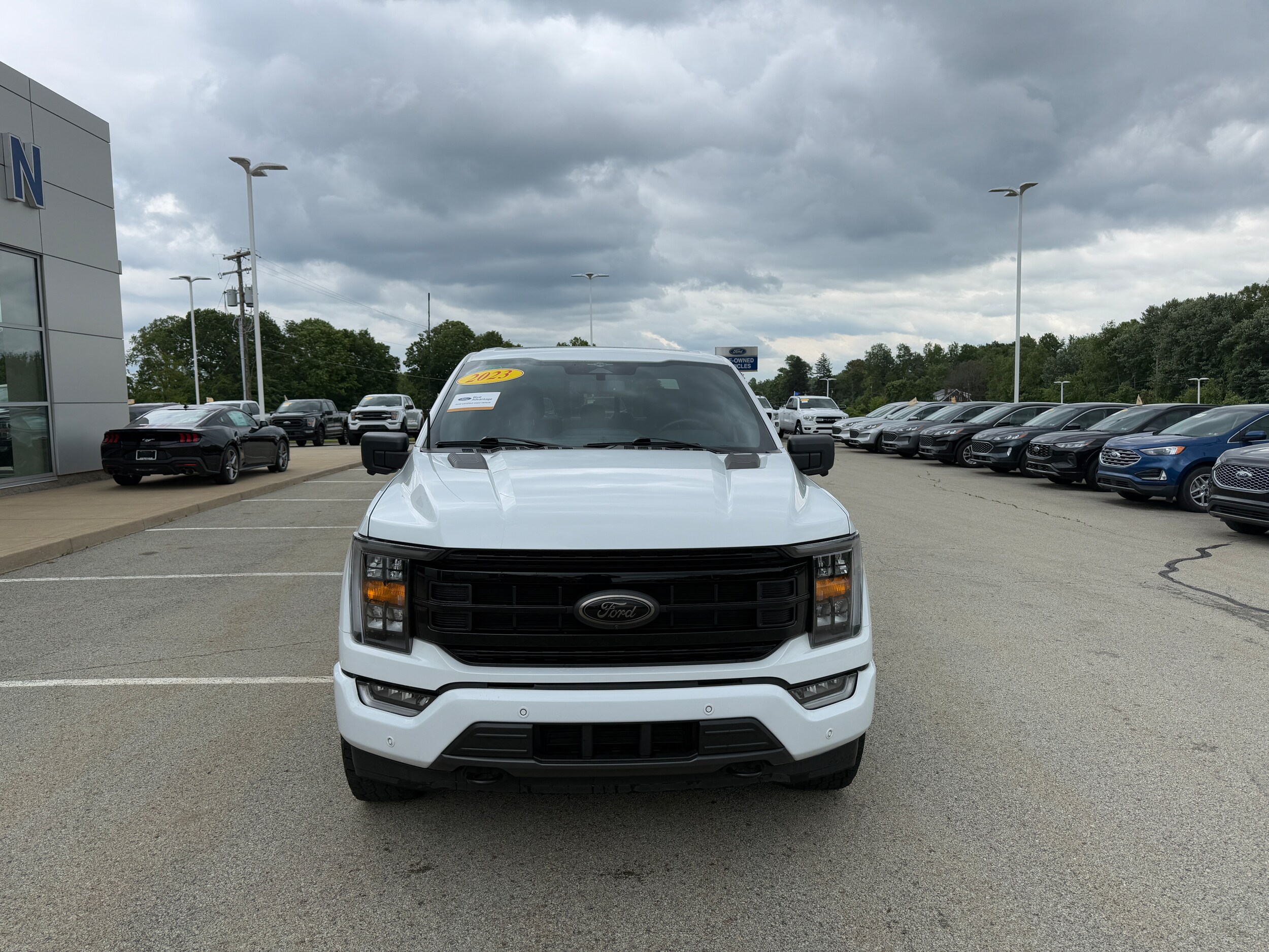 2023 Ford F-150 XLT photo 2