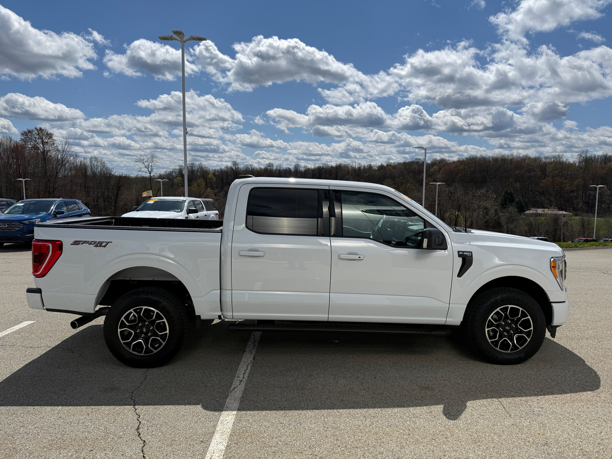 2023 Ford F-150 XLT photo 4