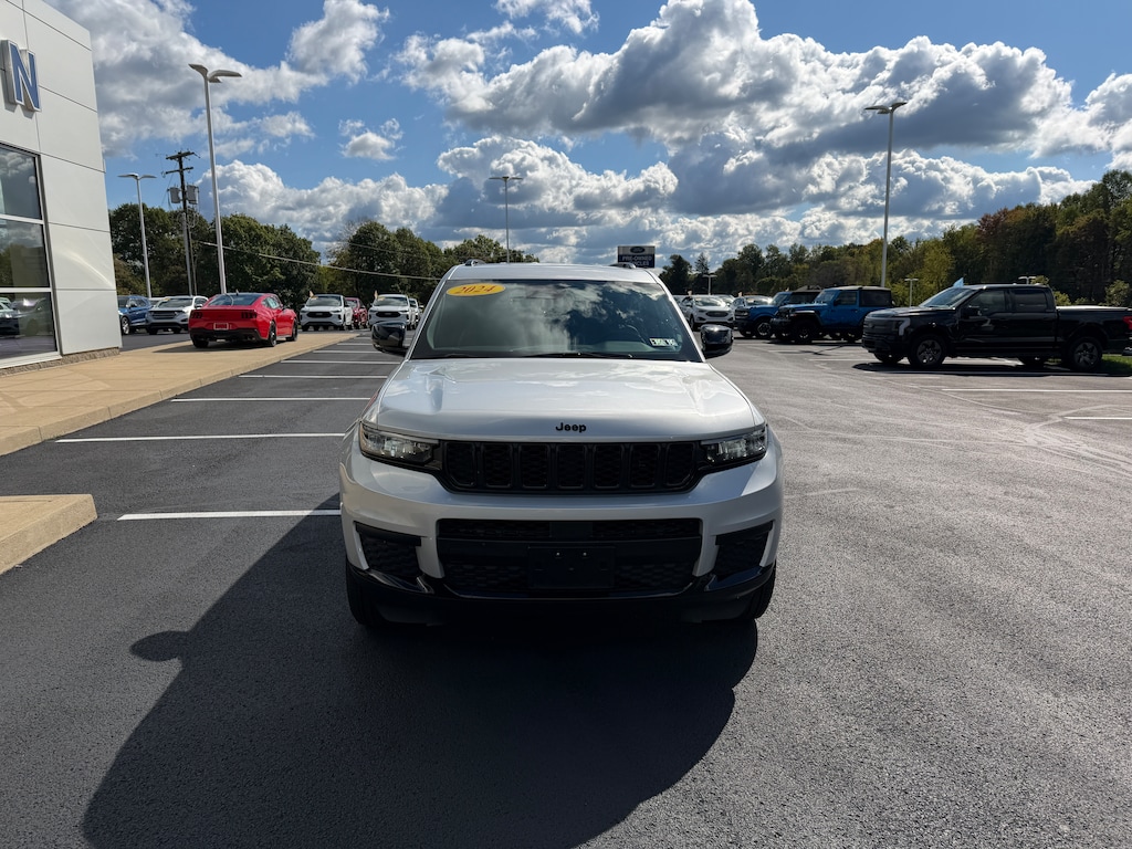 Used 2024 Jeep Grand Cherokee L Altitude Altitude 4x4