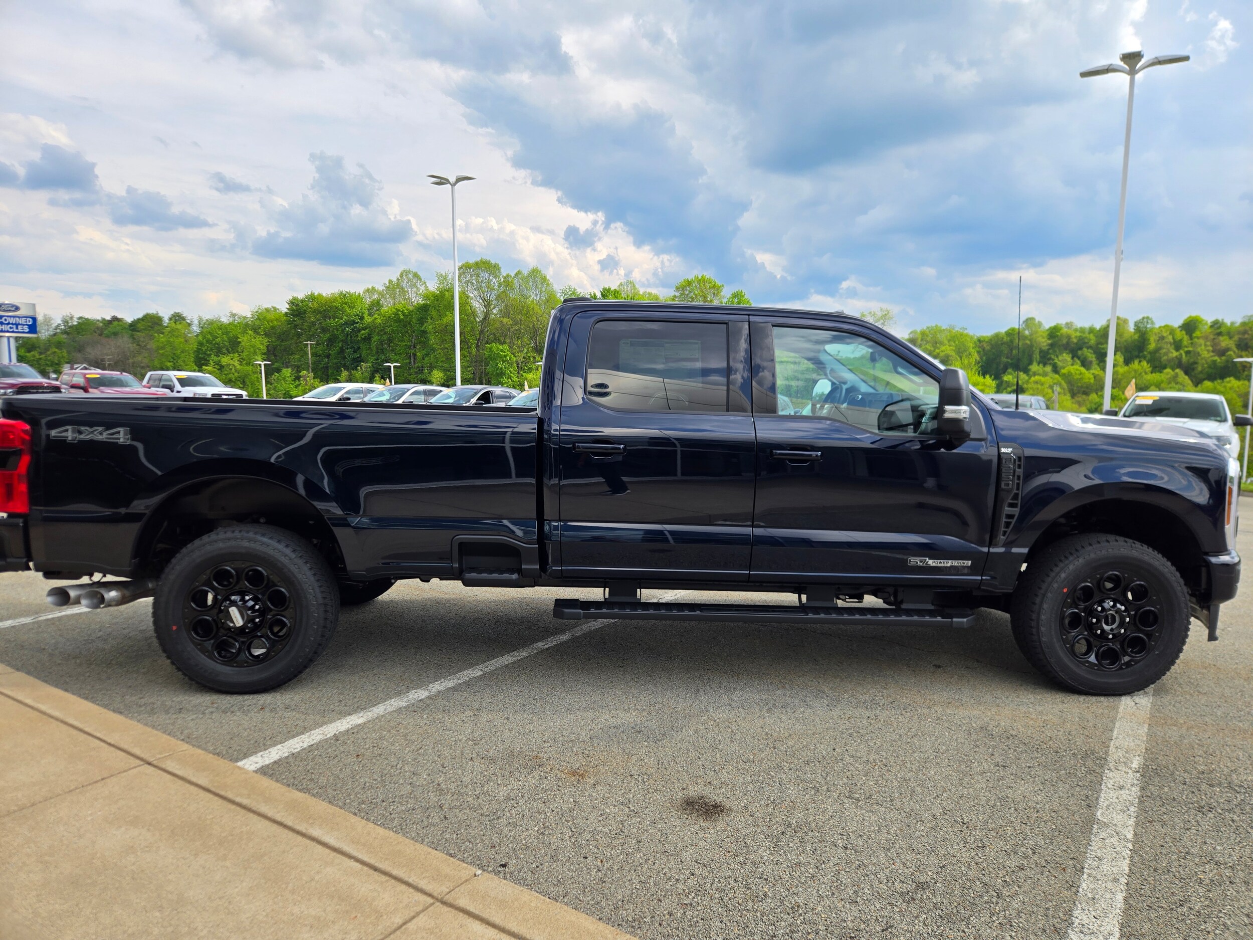 2025 Ford F-250 XLT photo 3