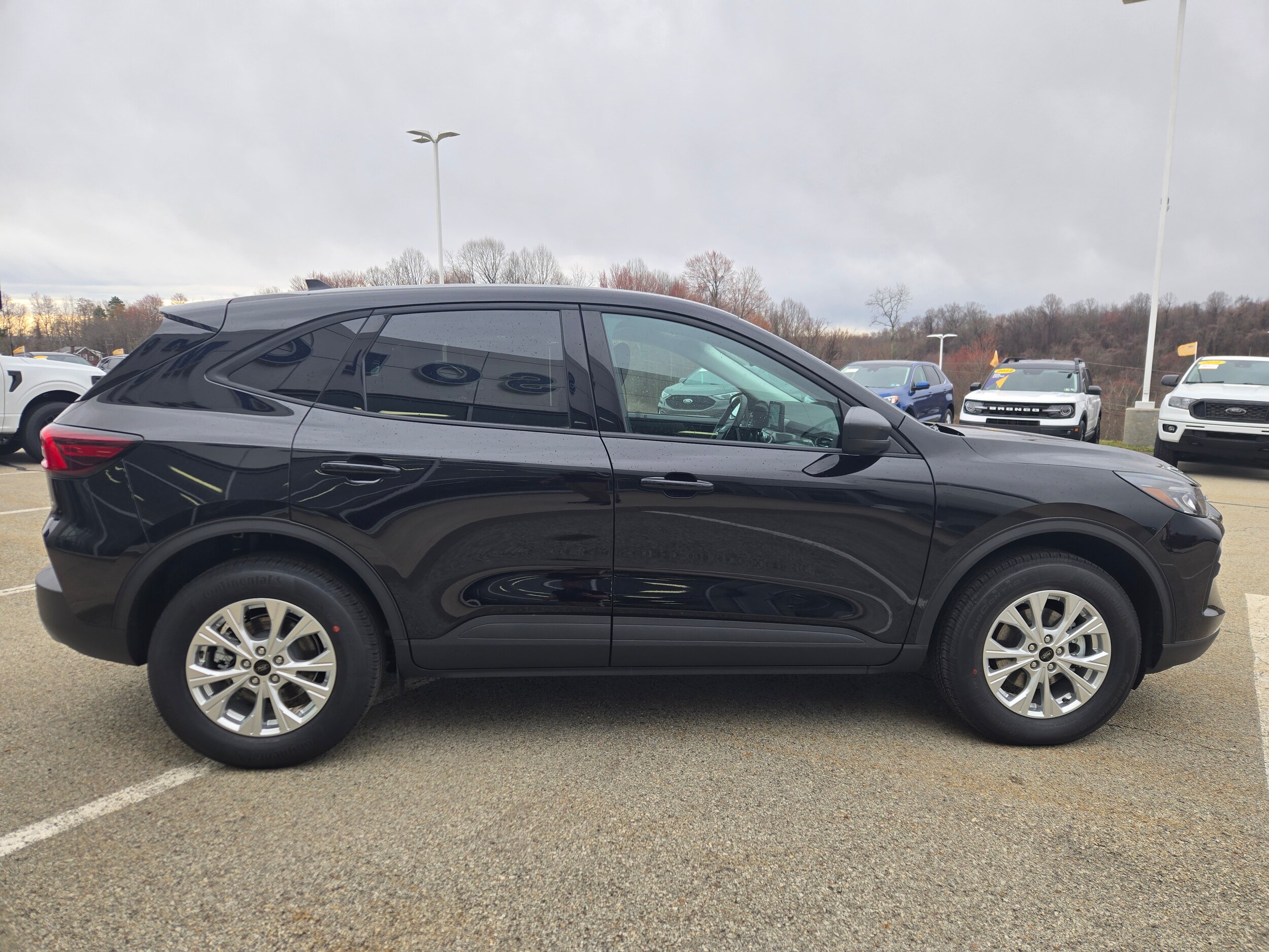 2025 Ford Escape Active photo 3