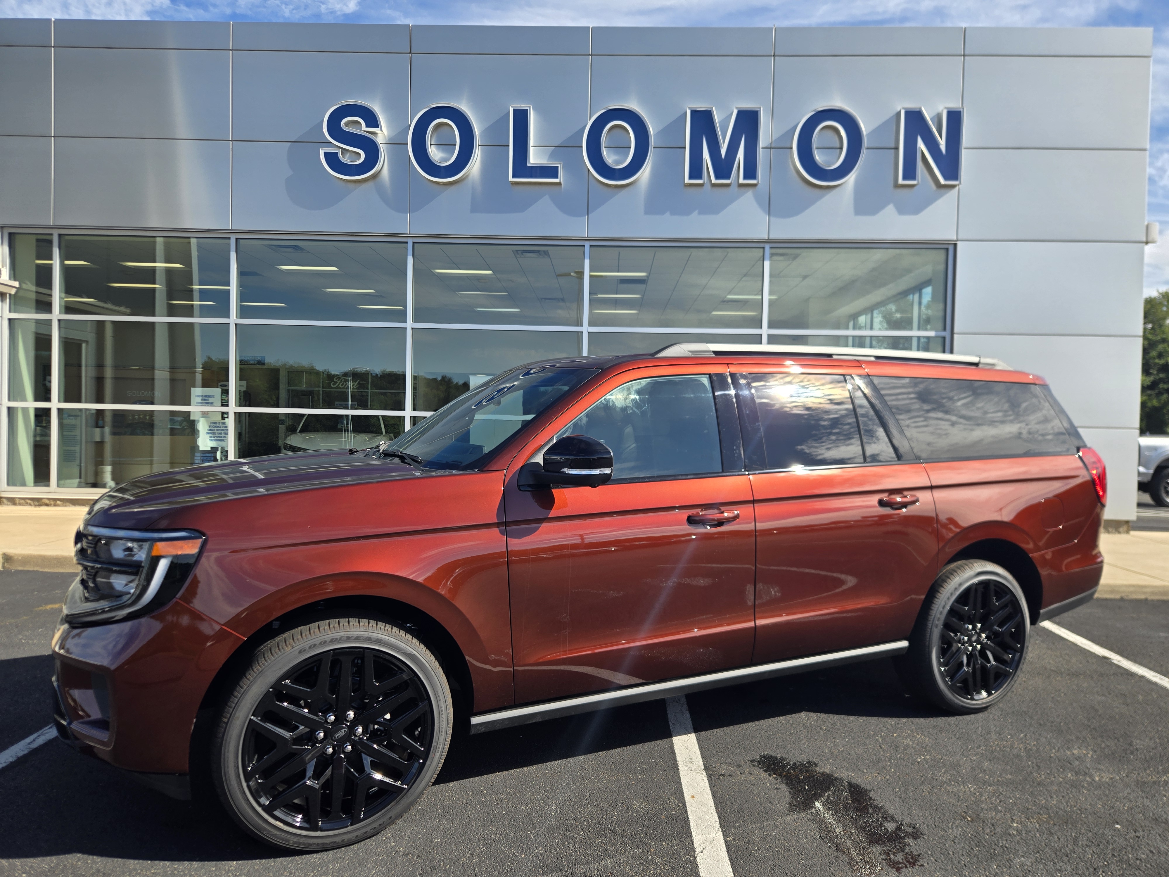 2027 Ford Expedition Max Platinum SUV