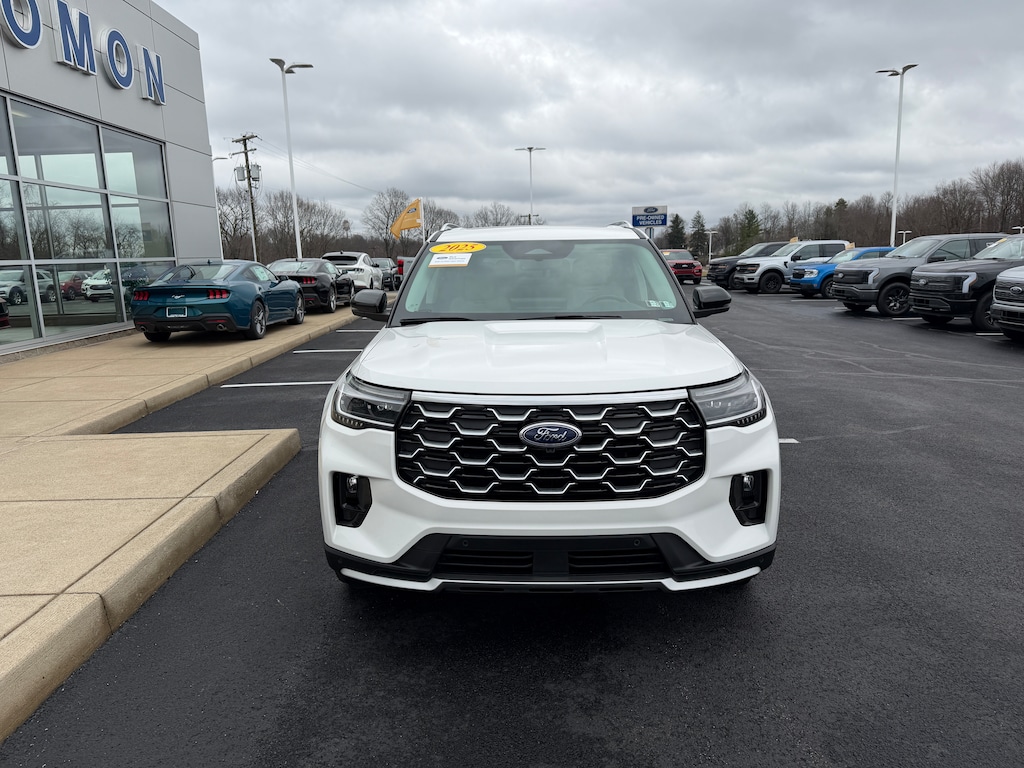 Certified 2025 Ford Explorer Platinum Platinum 4WD