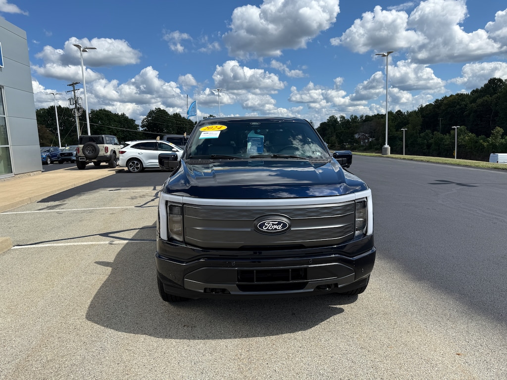Certified 2024 Ford F-150 Lightning LARIAT LARIAT 4WD SuperCrew 5.5 Box