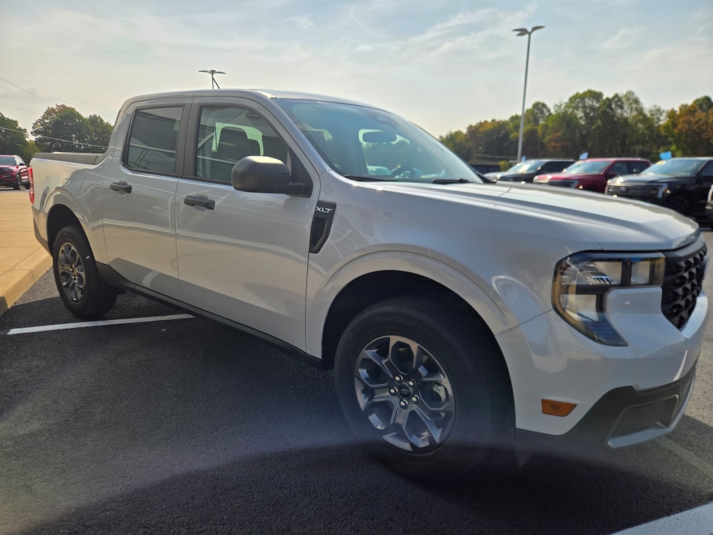 New 2025 Ford Maverick XLT TRUCK