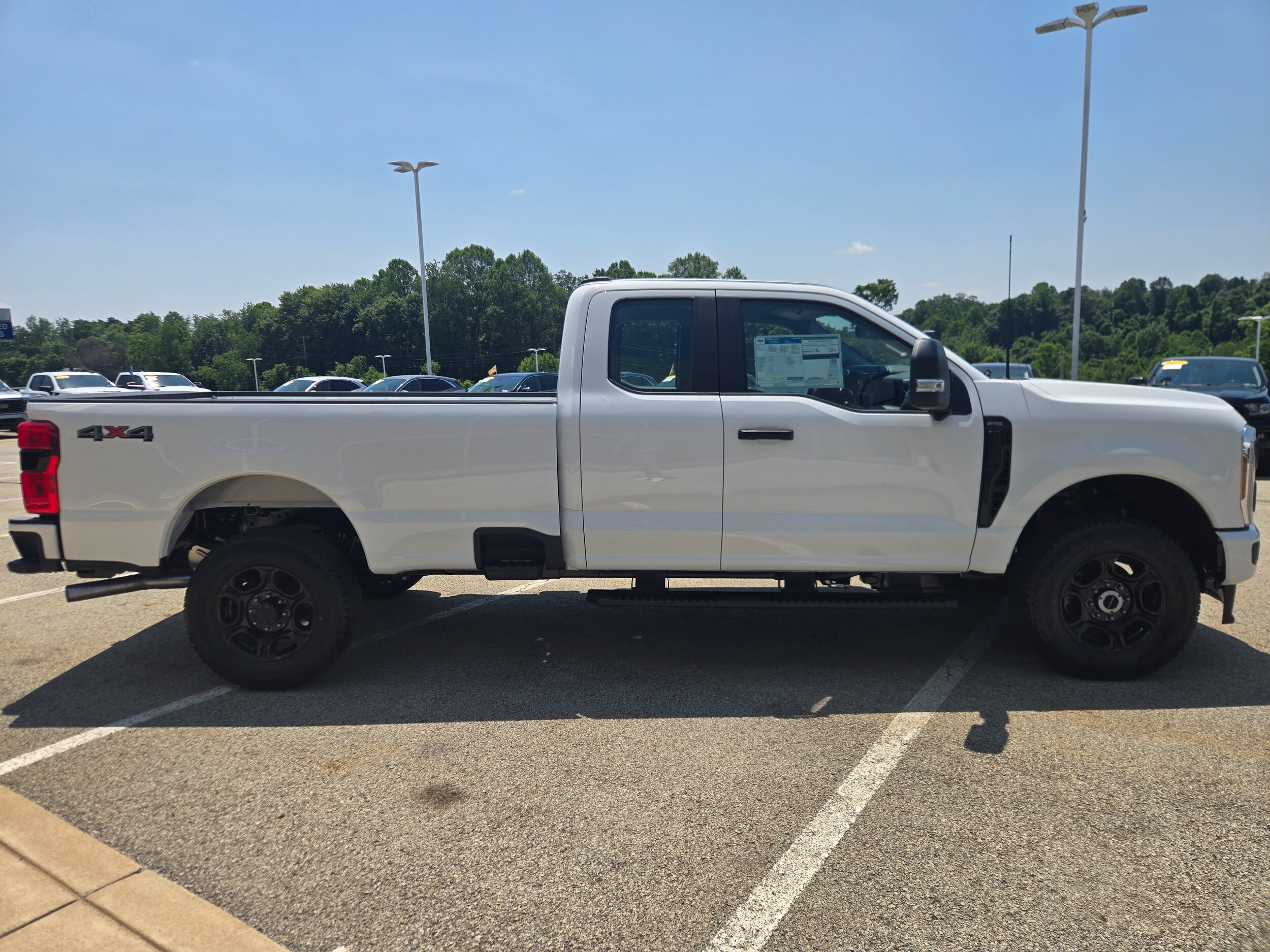 2025 Ford F-350 XL photo 4